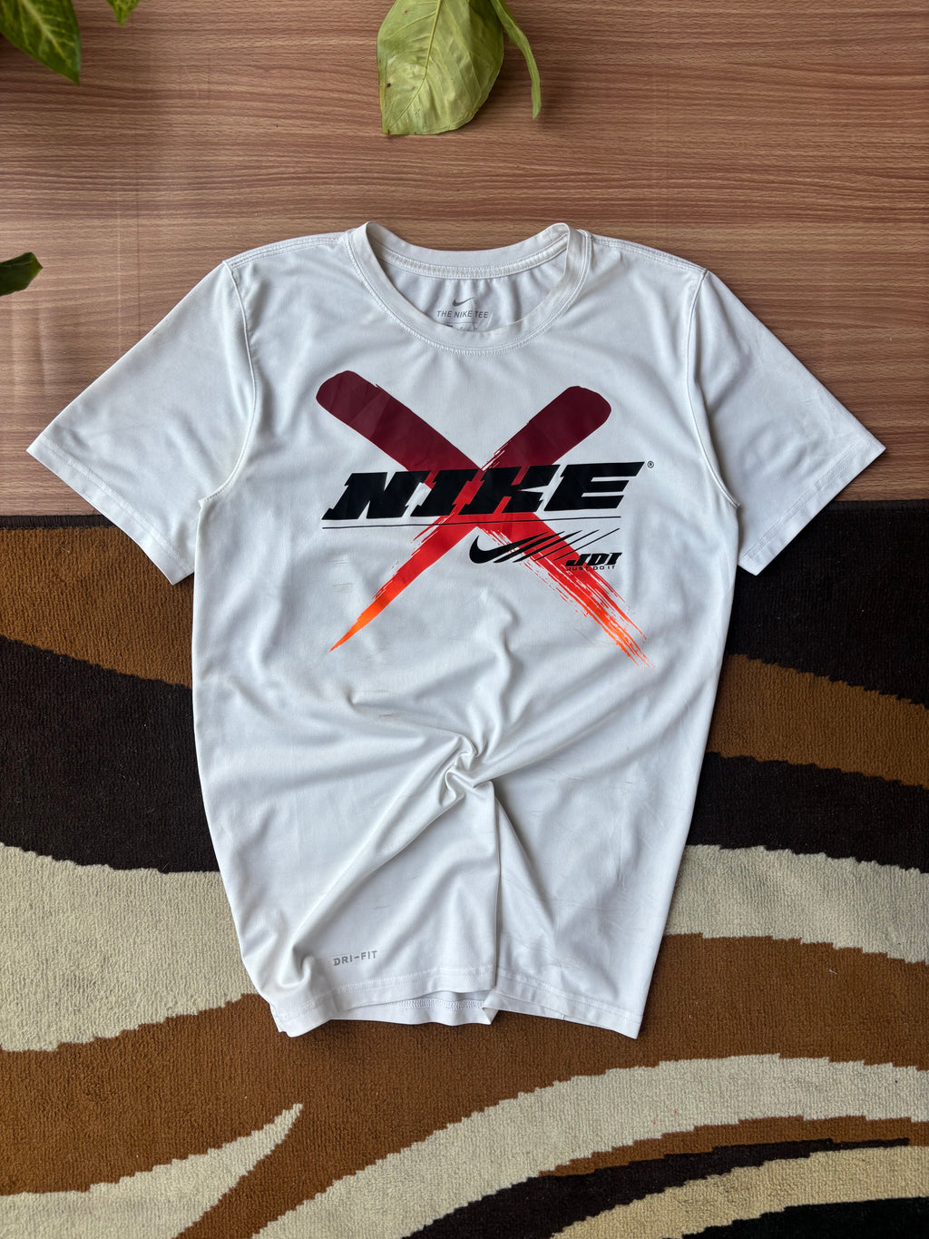 Nike tee