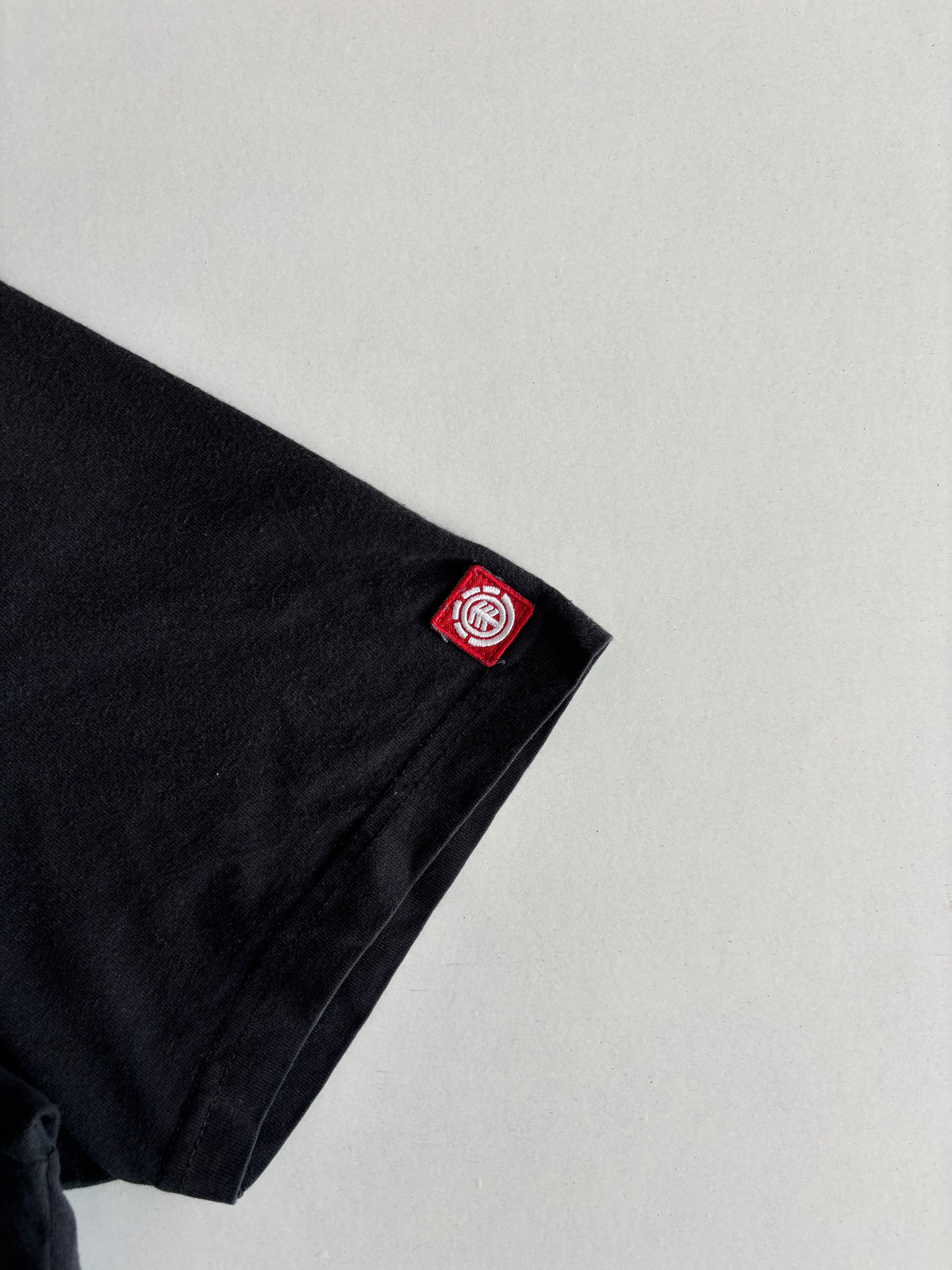 Elements graphic tee (L)