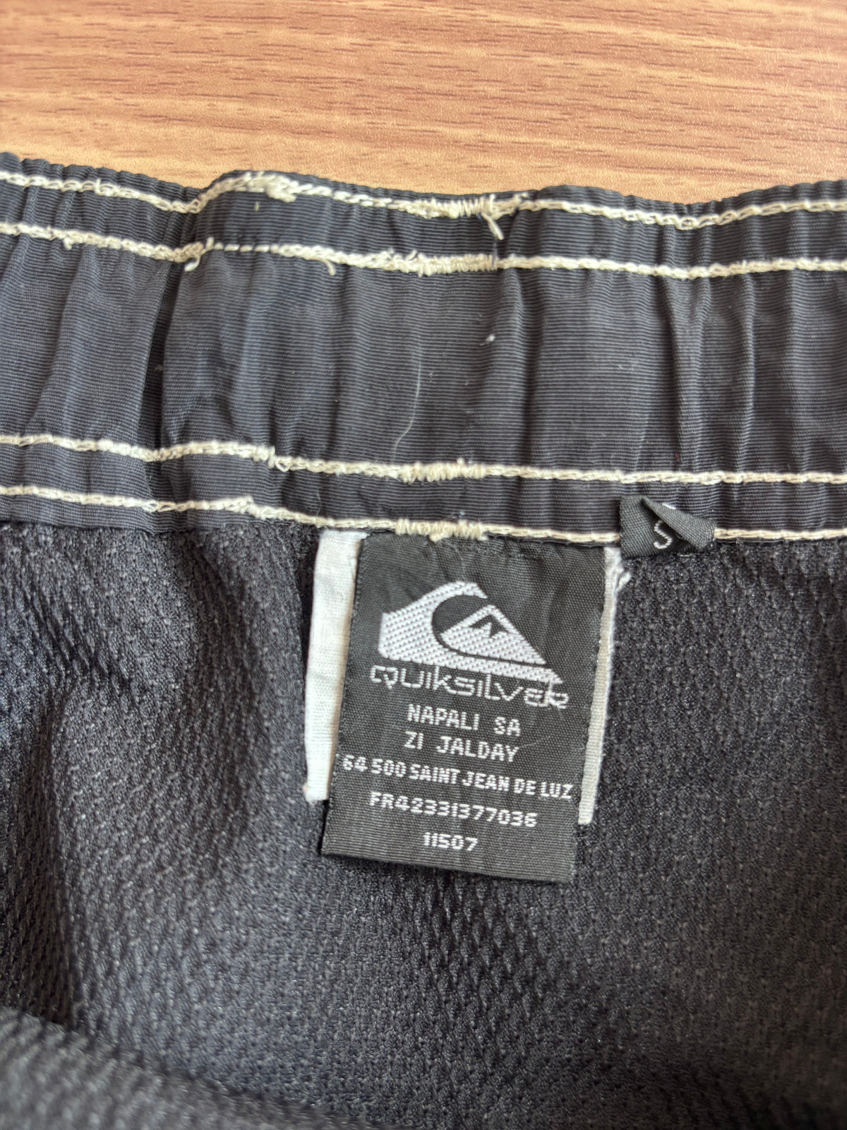 Vintage Quiksilver shorts (33)