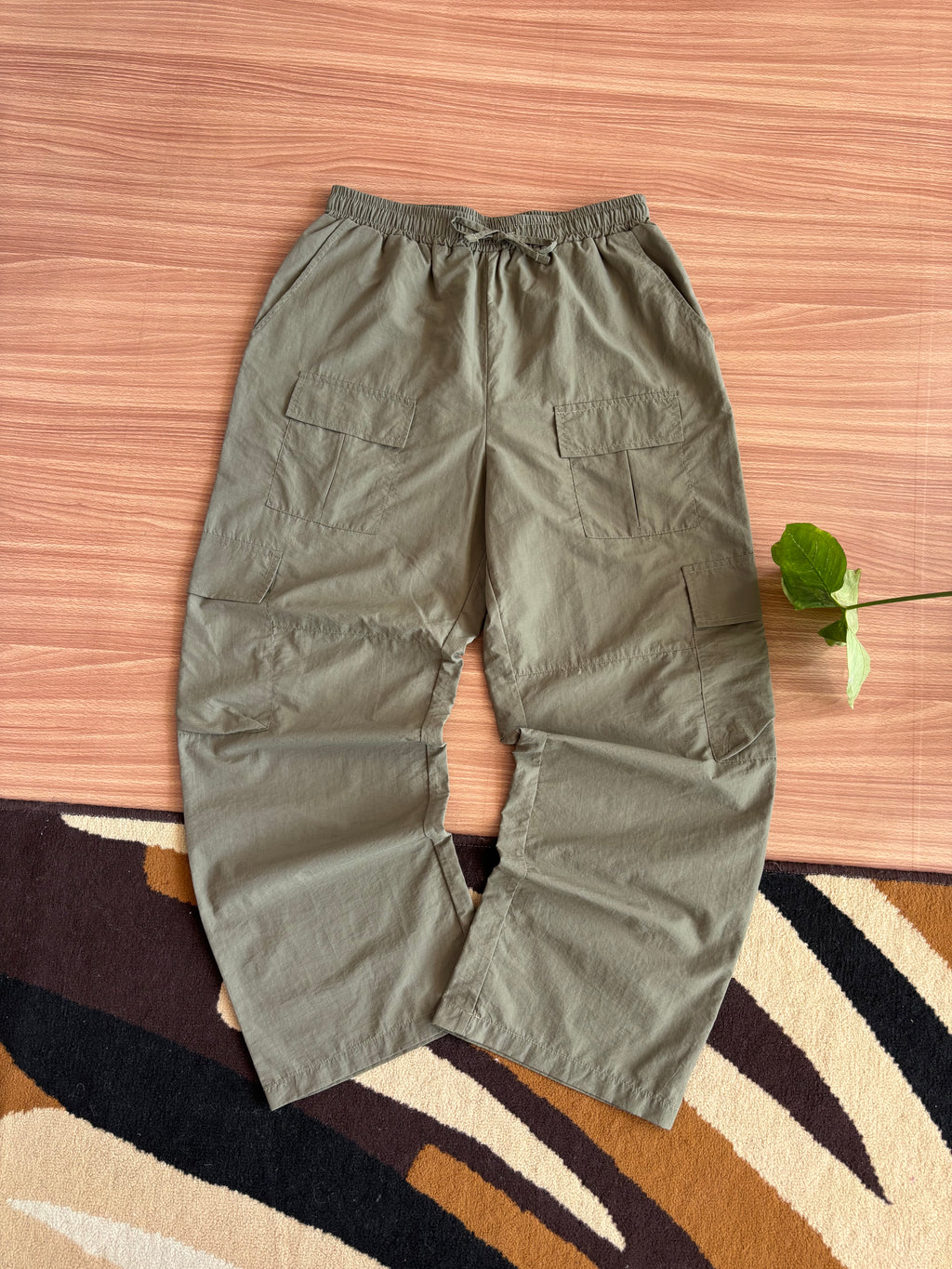 Light Cargo pants