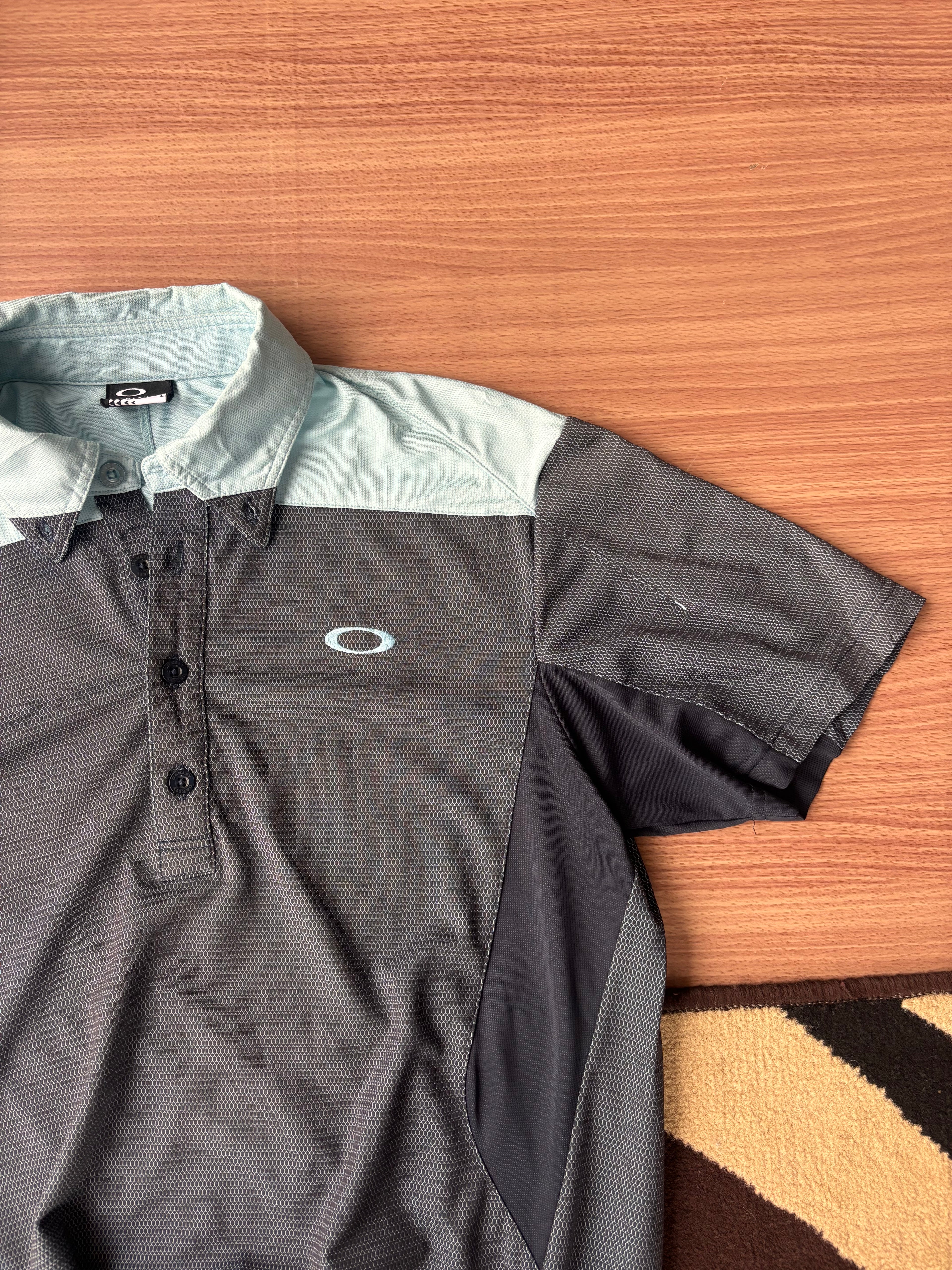 Oakley performance tee (L)