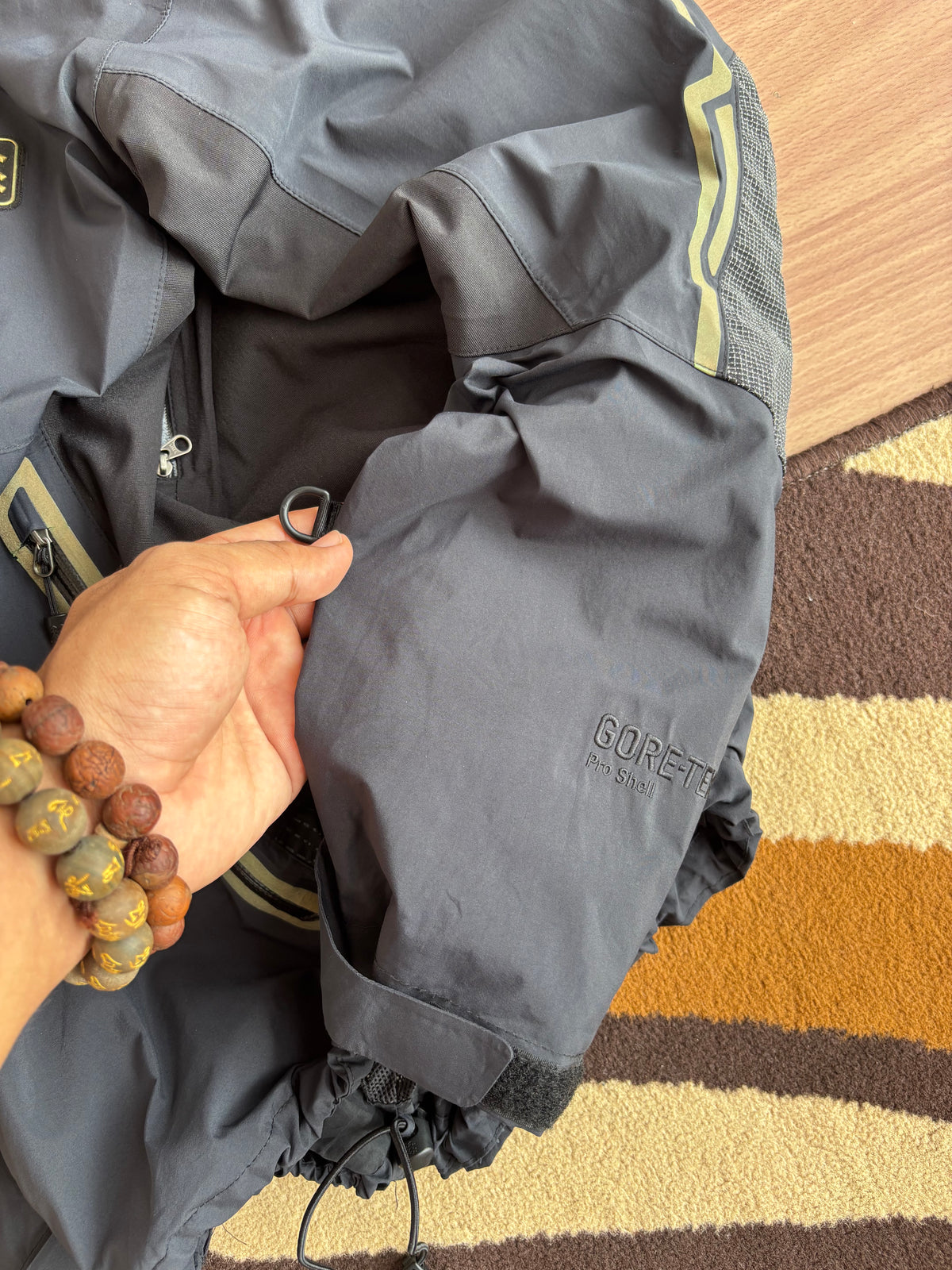 Kolon Sports Goretex pro shell (M)