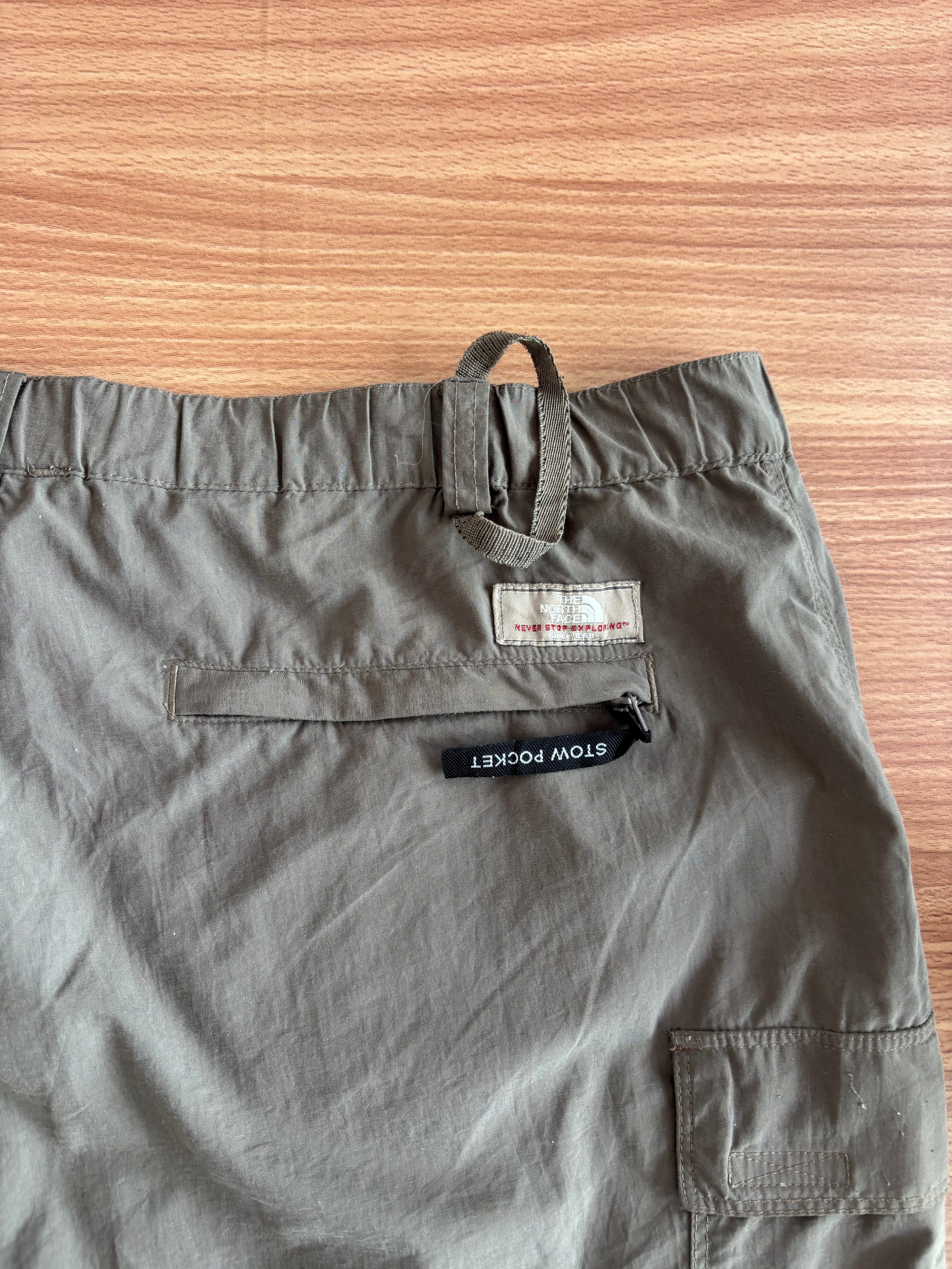 The North Face packable 3 way convertible LooseFit cargo