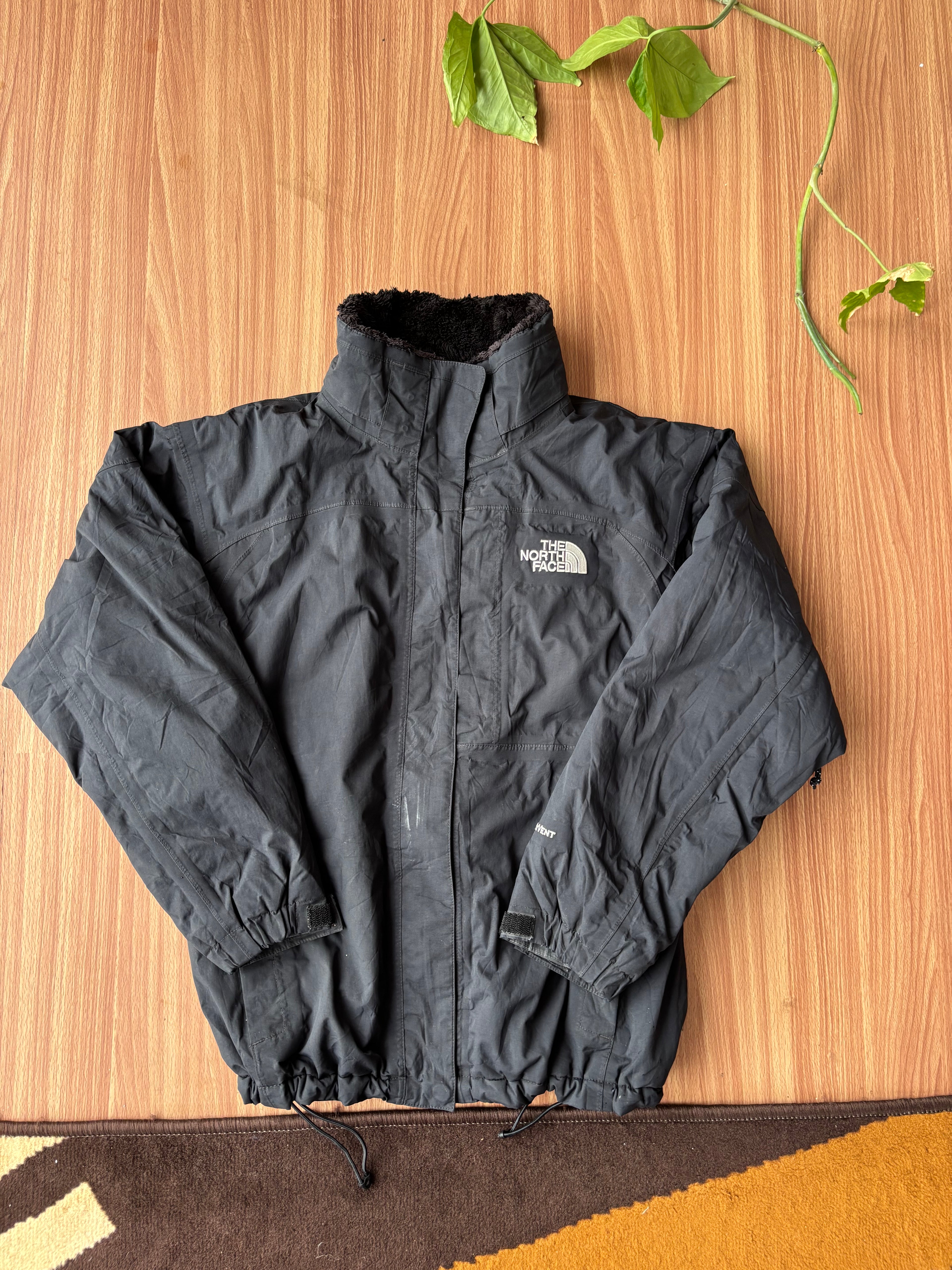 TNF Hyvent Fur lined