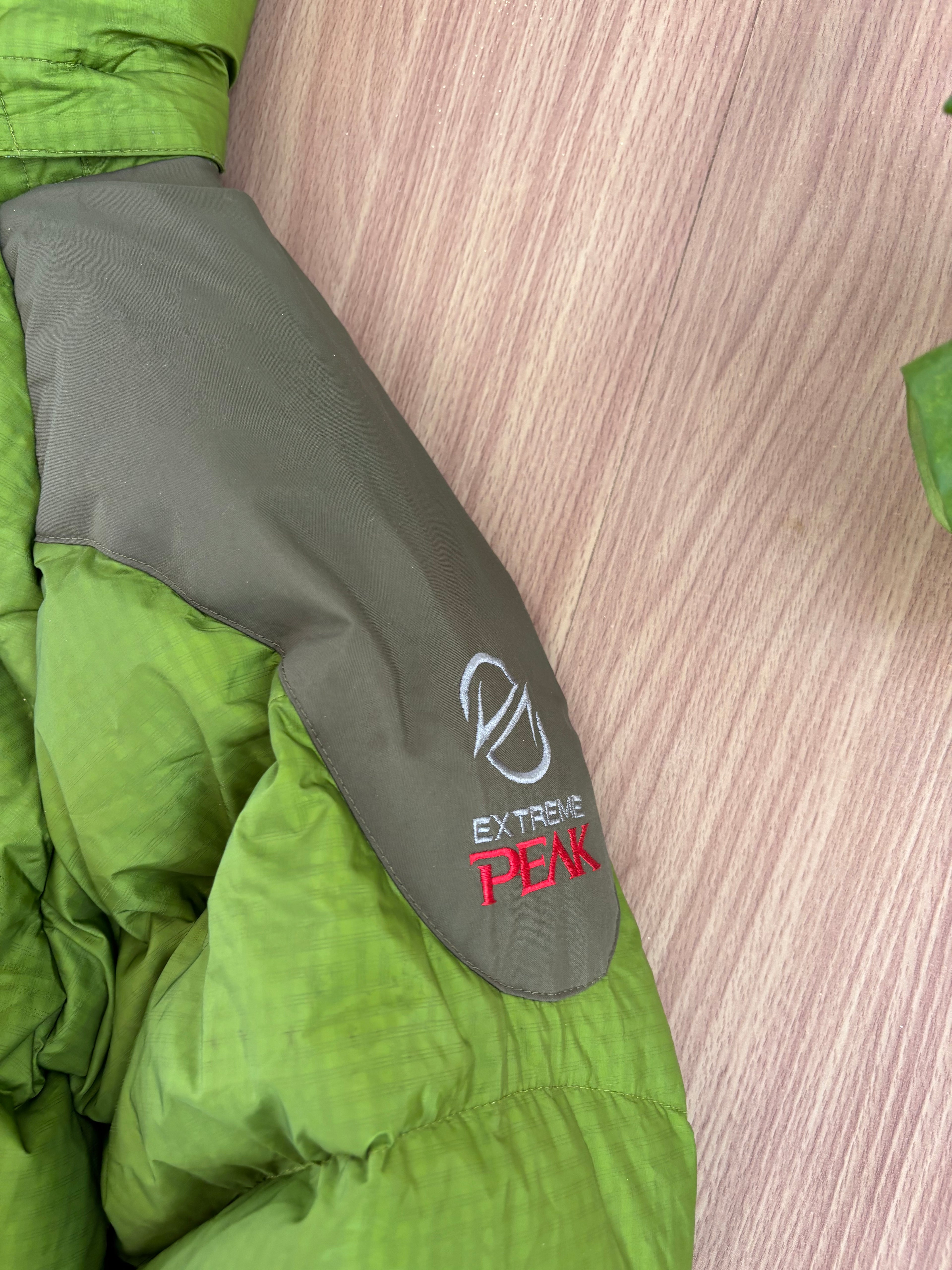 Black Yak extreme peak puffer