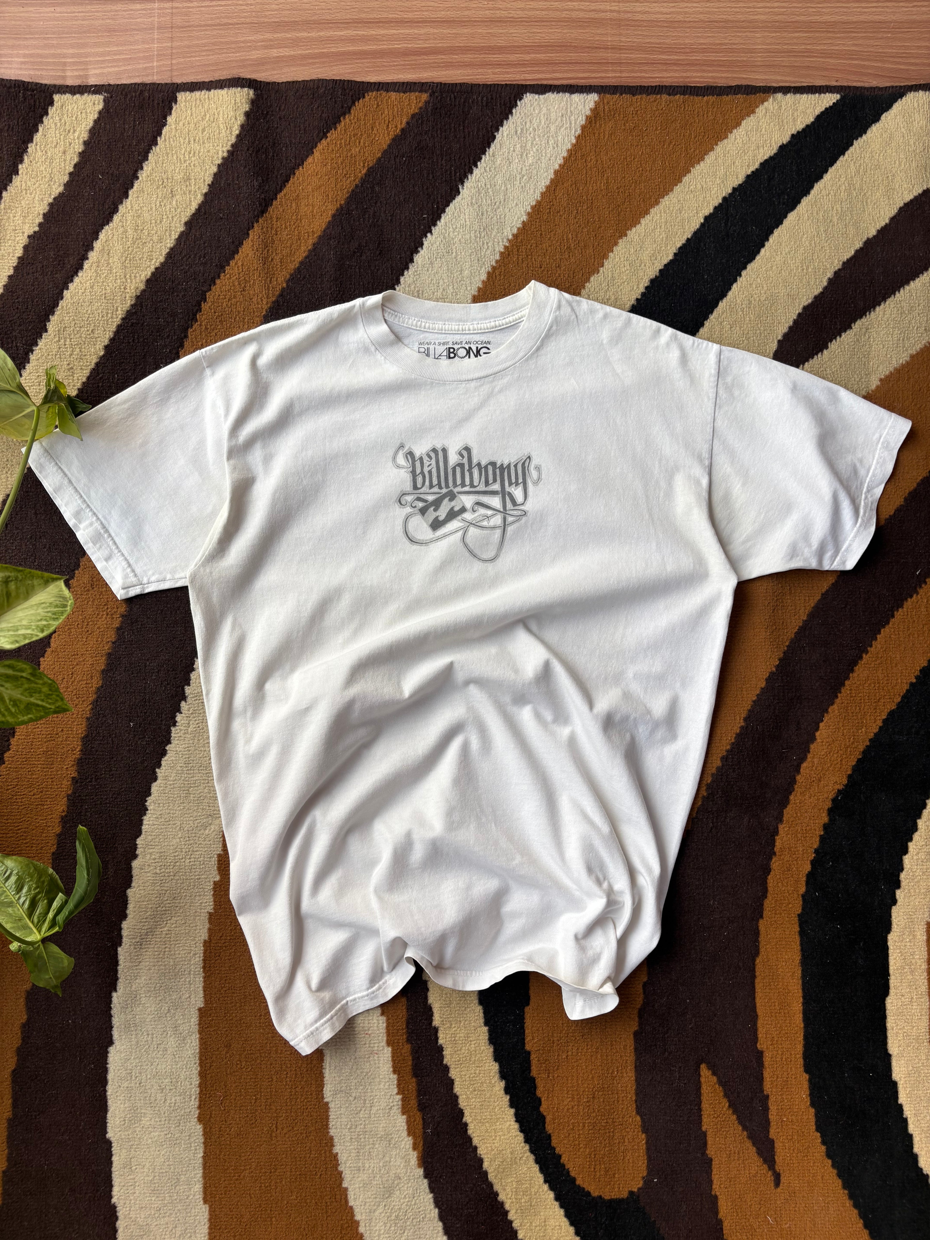 billabong tee (S-M)
