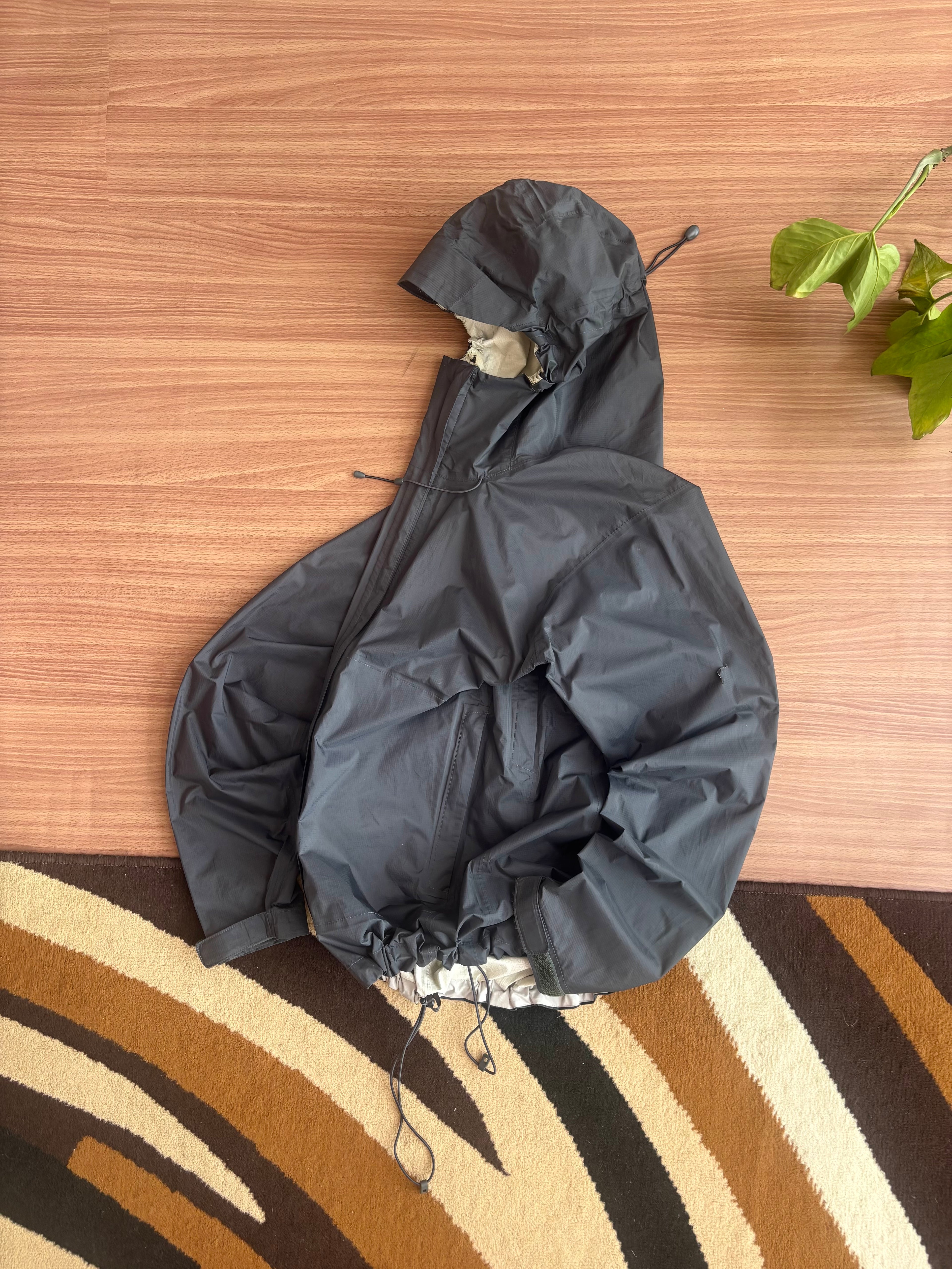 Patagonia H2no packable shell