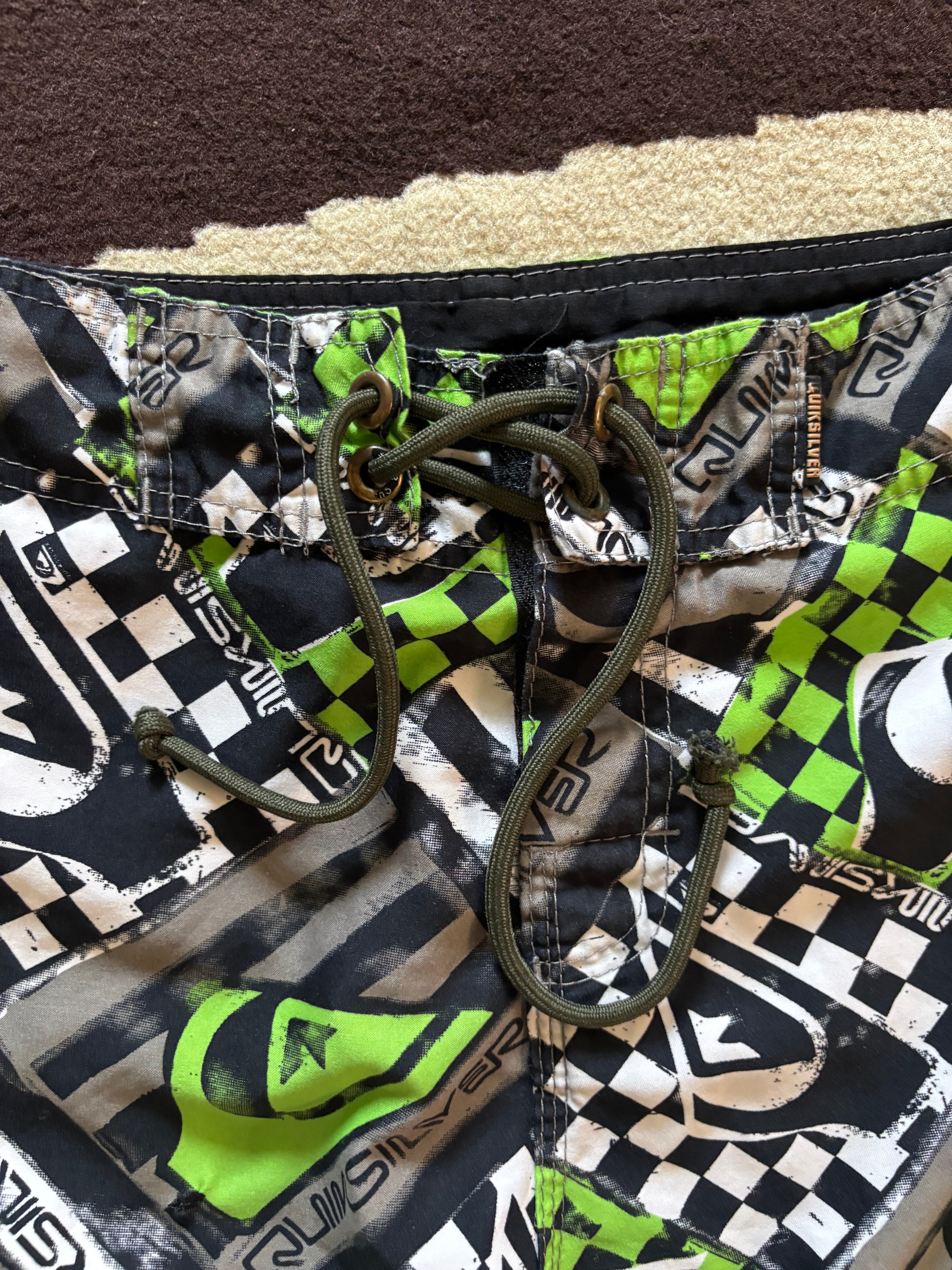 Quiksilver Boardies (32)