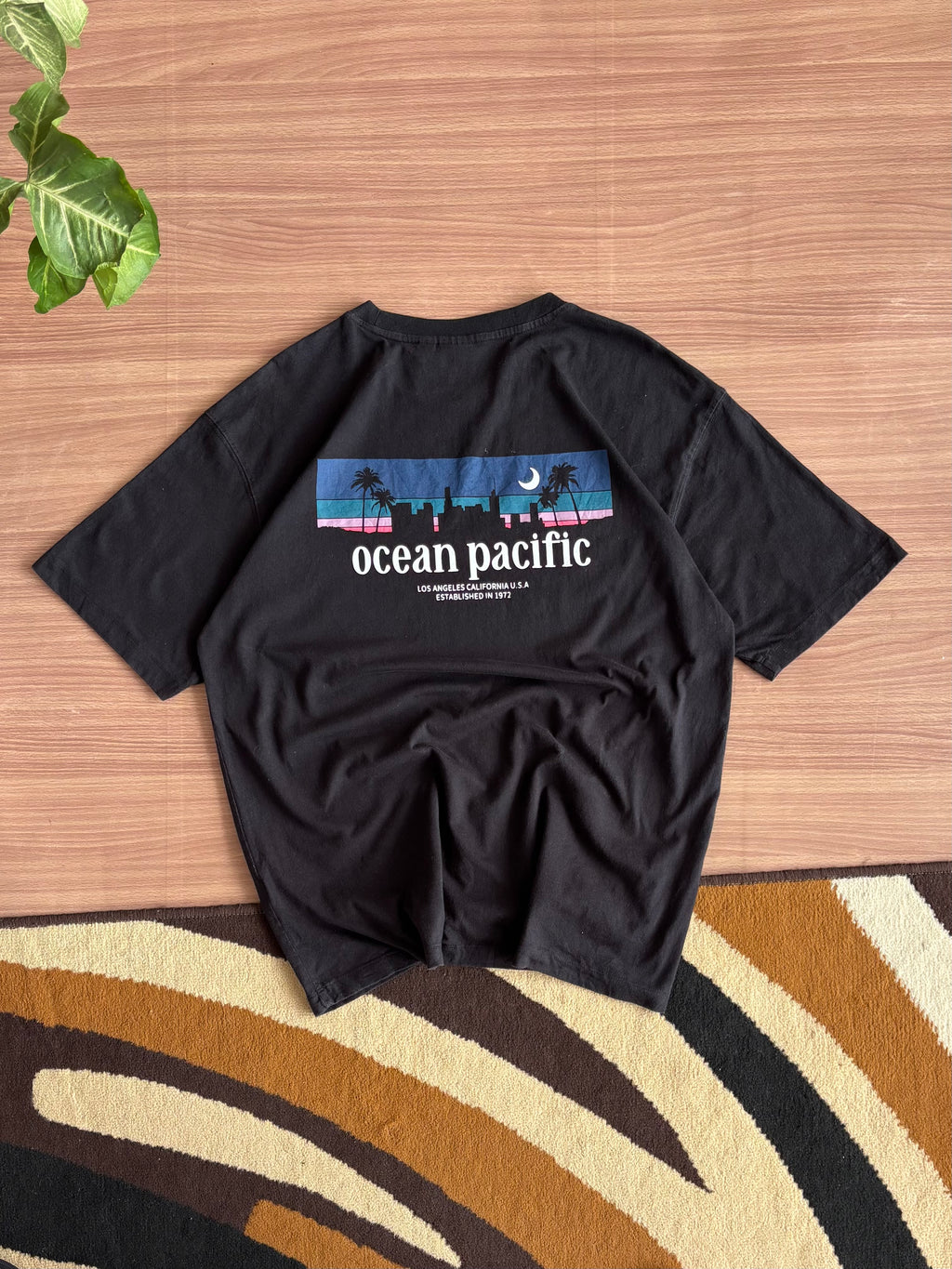Ocean pacific tee (L)