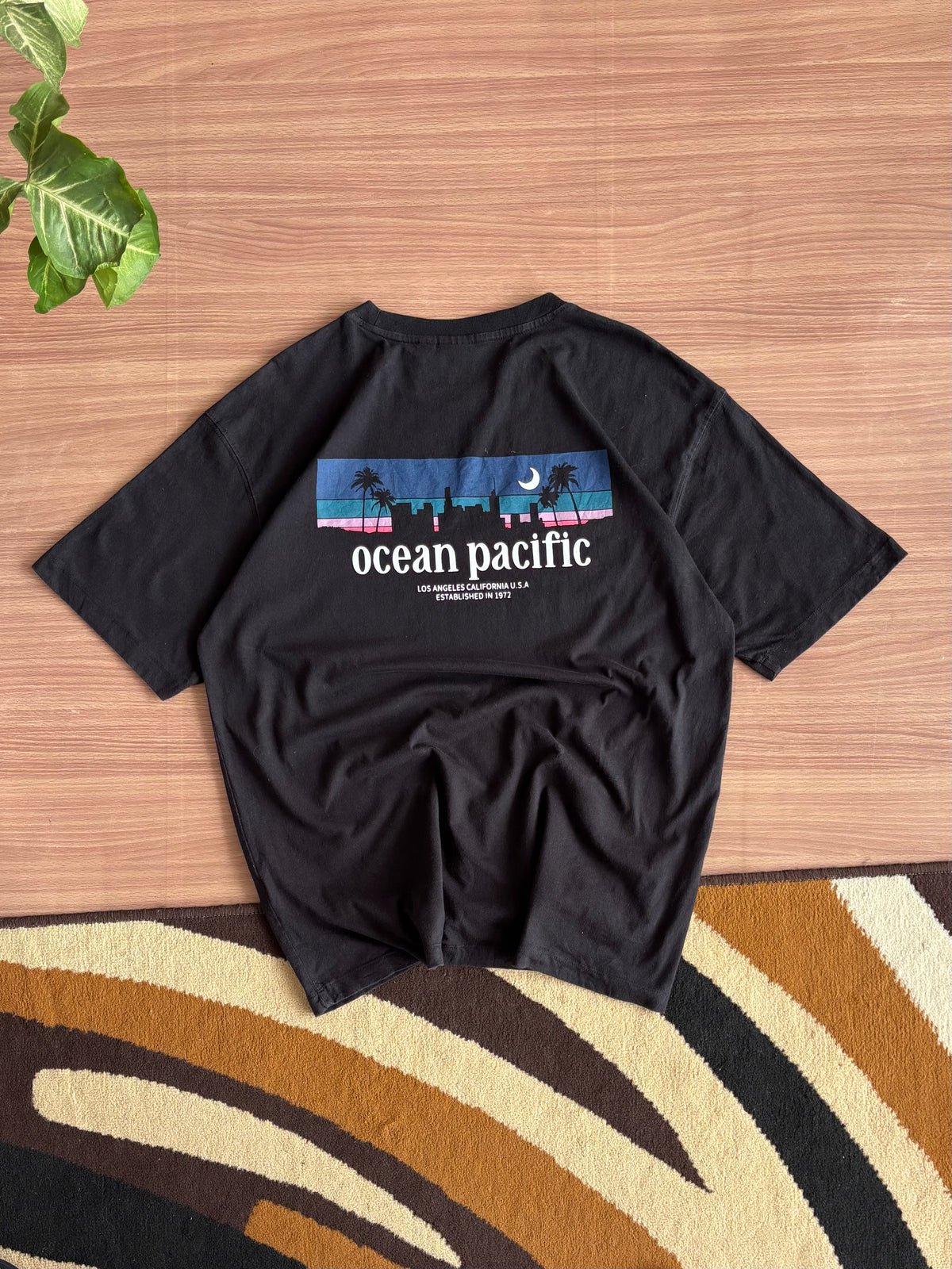 Ocean pacific tee (L)