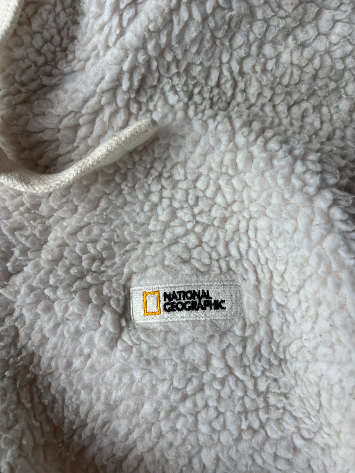 National Geographic fleece hoodie (M-L)