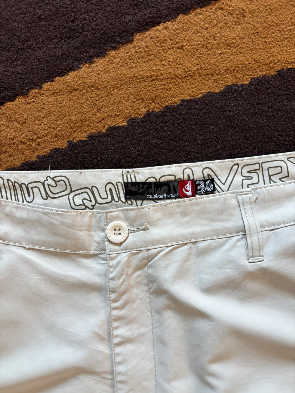 Quiksilver Khaki Shorts (36)