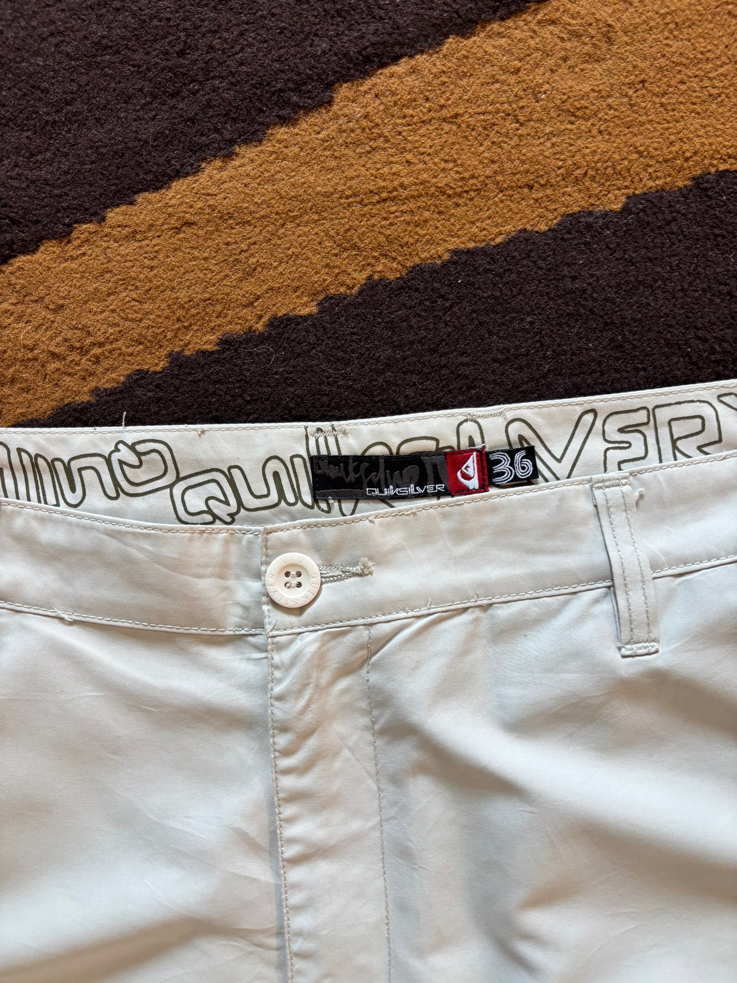 Quiksilver Khaki Shorts (36)