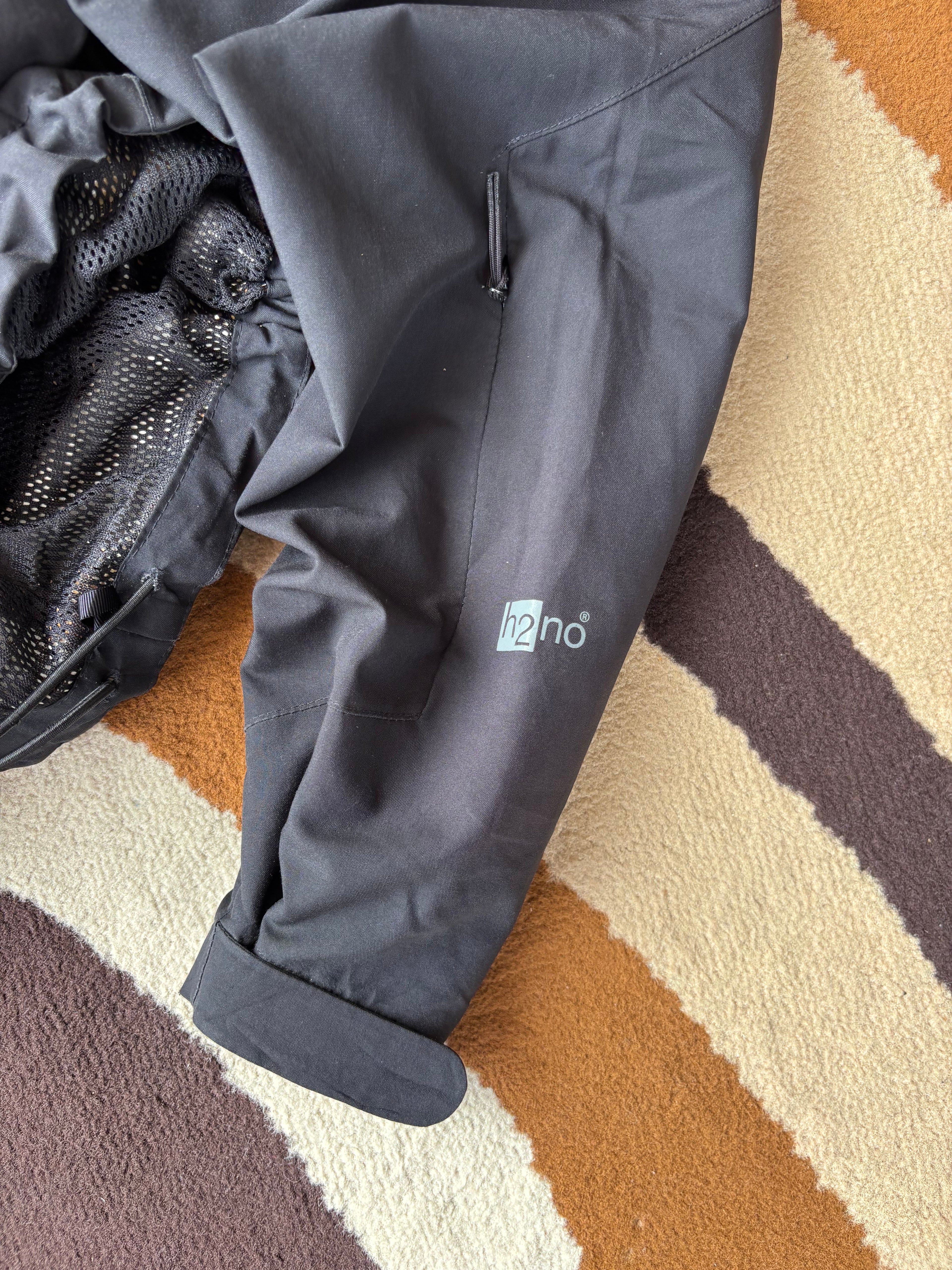 Patagonia H2nO shell (M)
