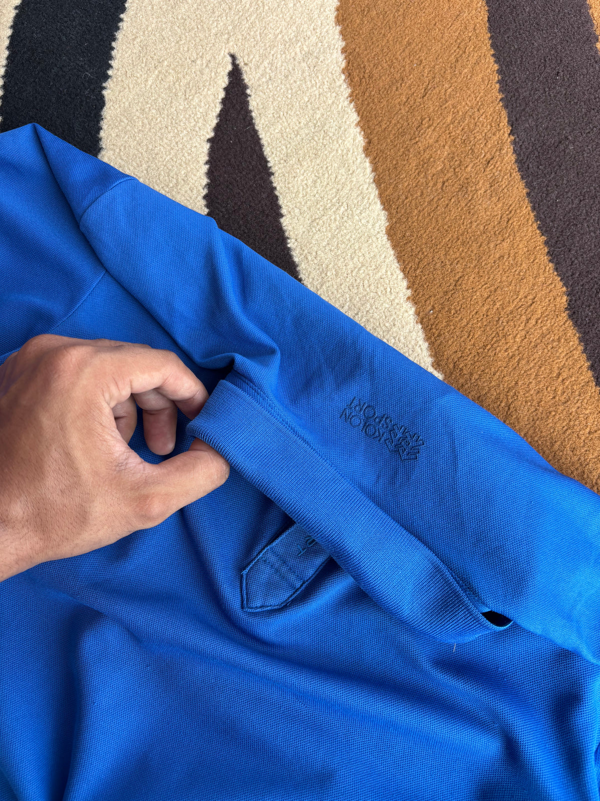 Kolon sports full sleeve polo tee (M)