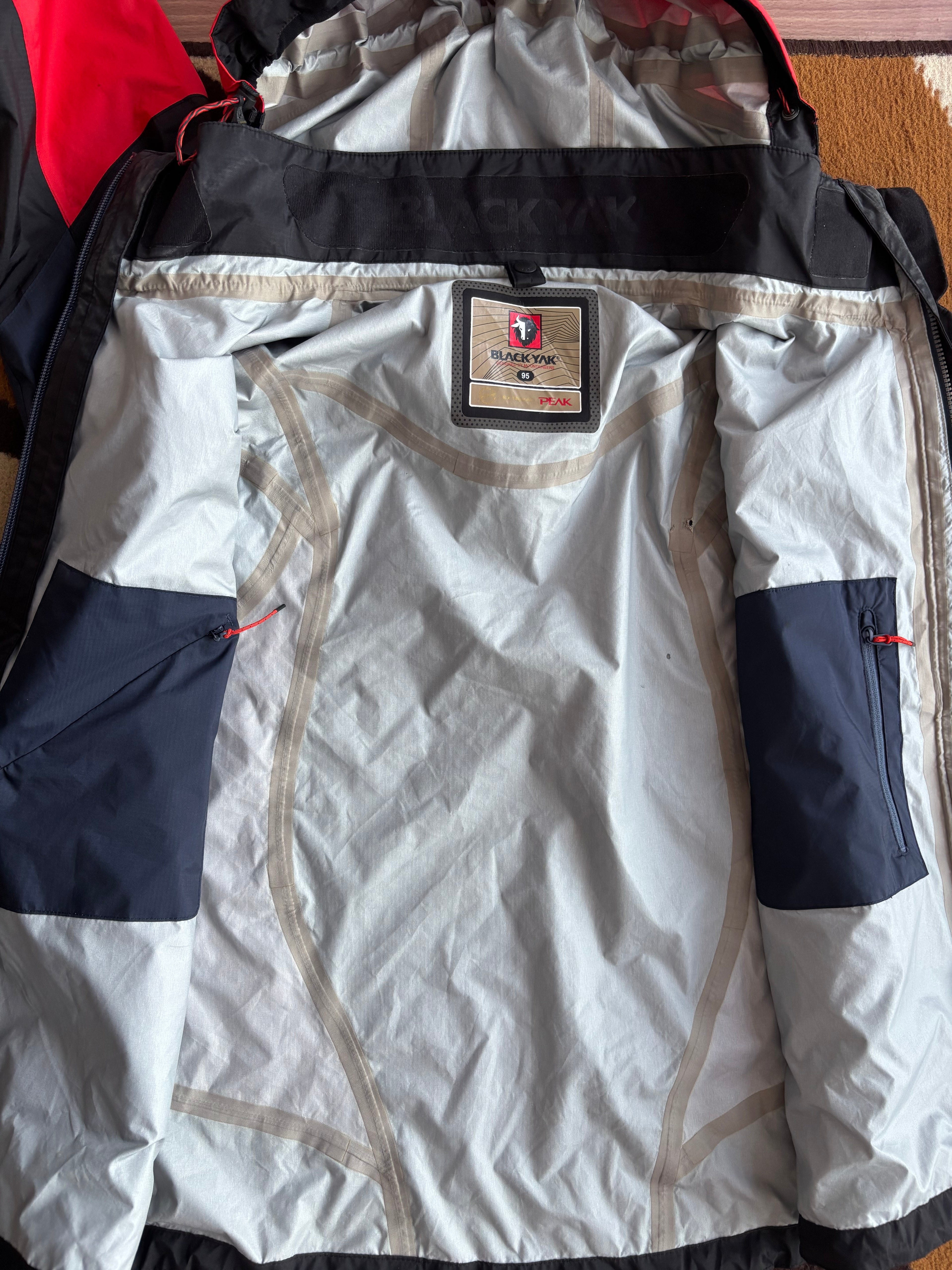 BlackYak extreme peak shell (S-M)