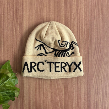 Arcteryx spell-out beanie