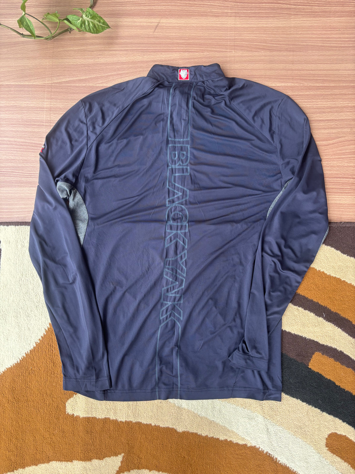 Blackyak full sleeve tee (L)