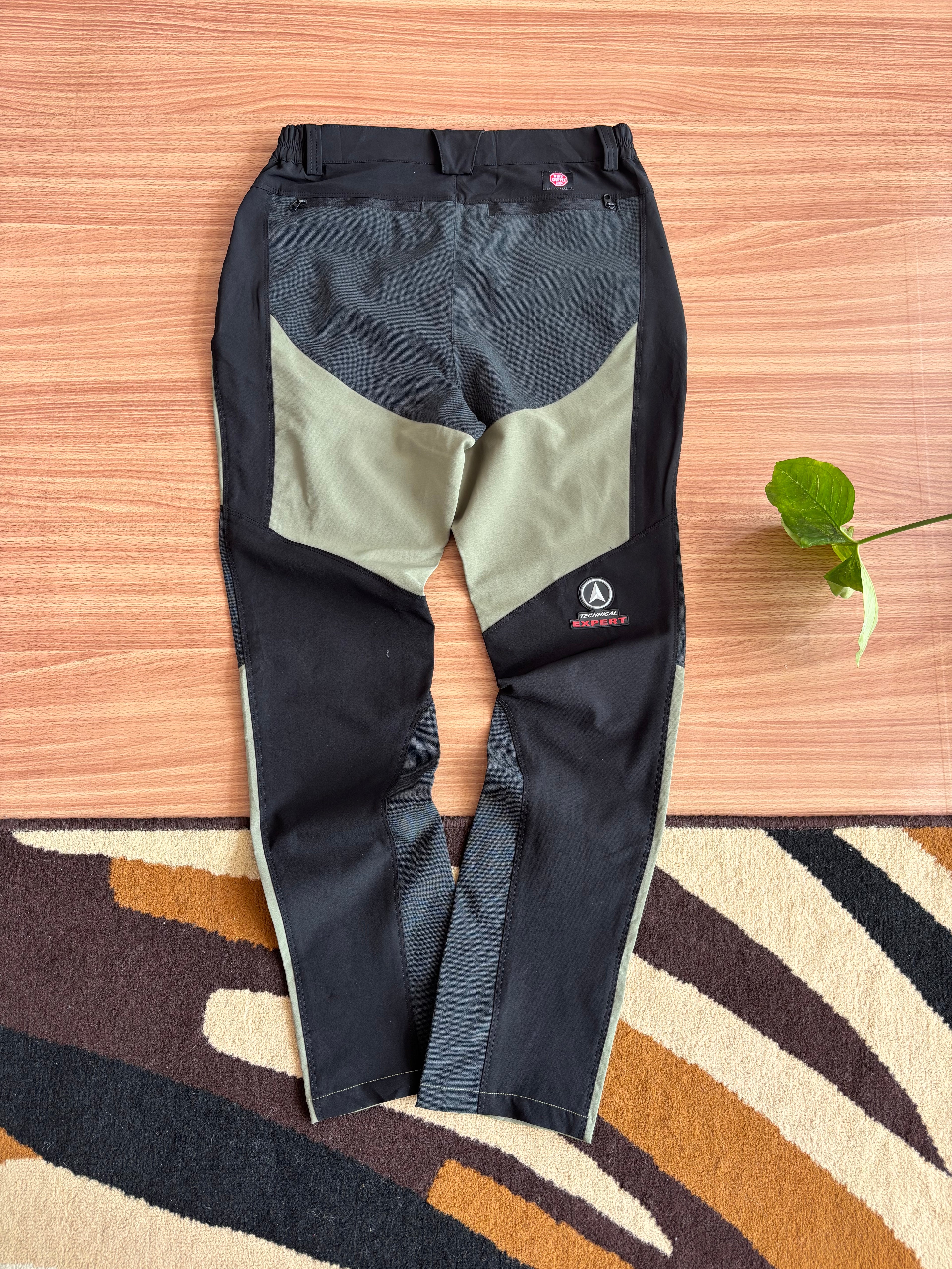Kolon sports windstopper hiking pants