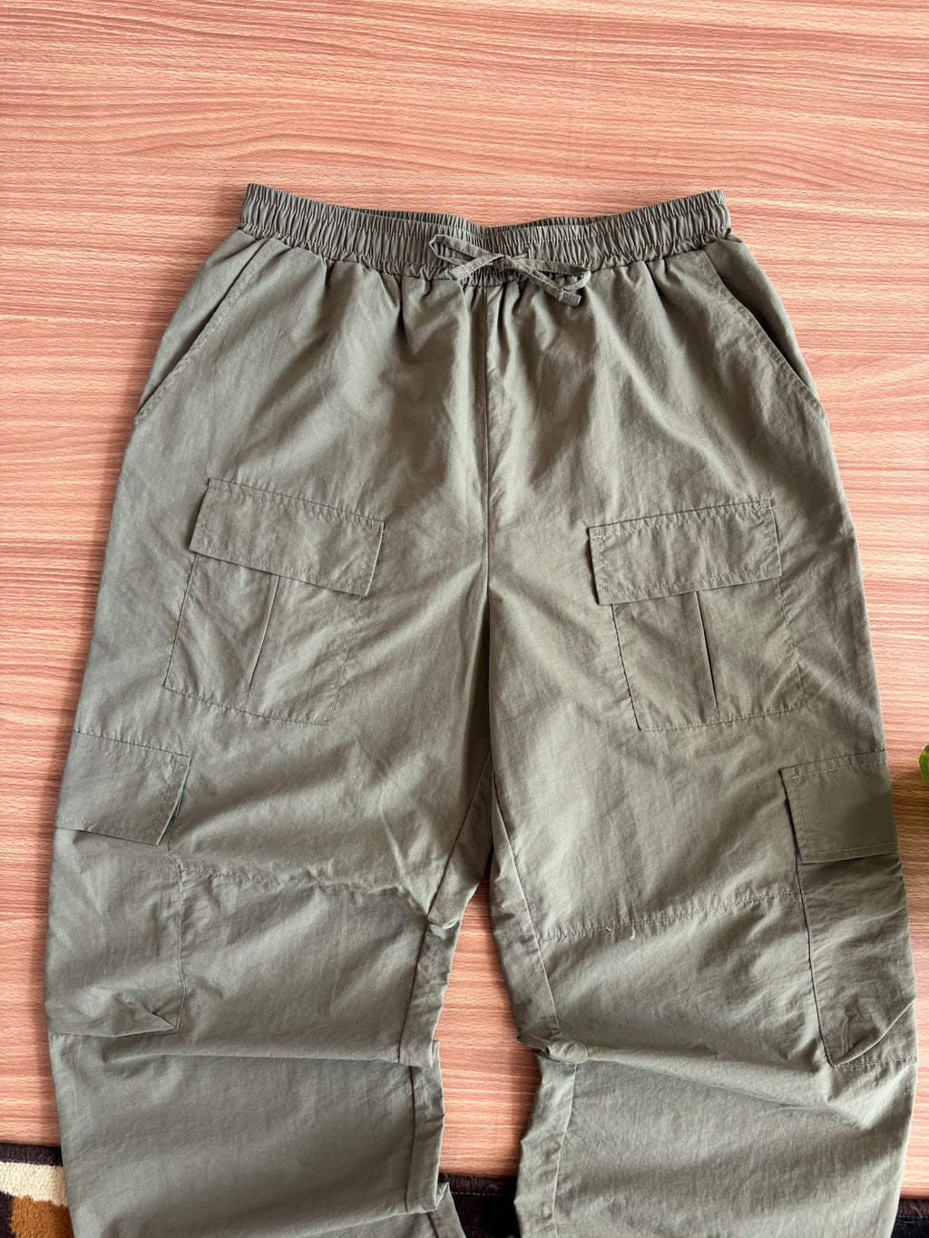 Light Cargo pants