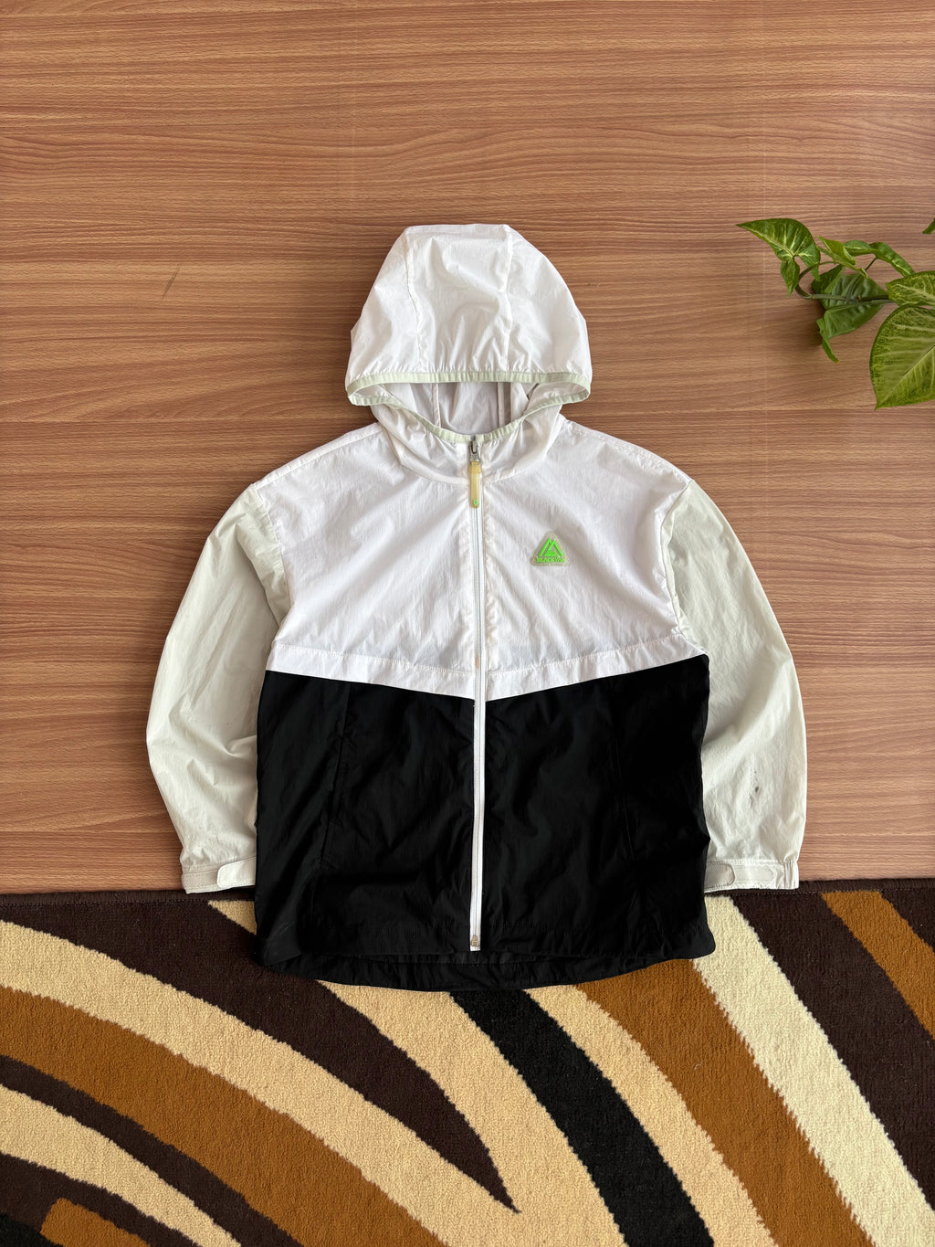BlackYak Windbreaker/Sun Jacket (XS)