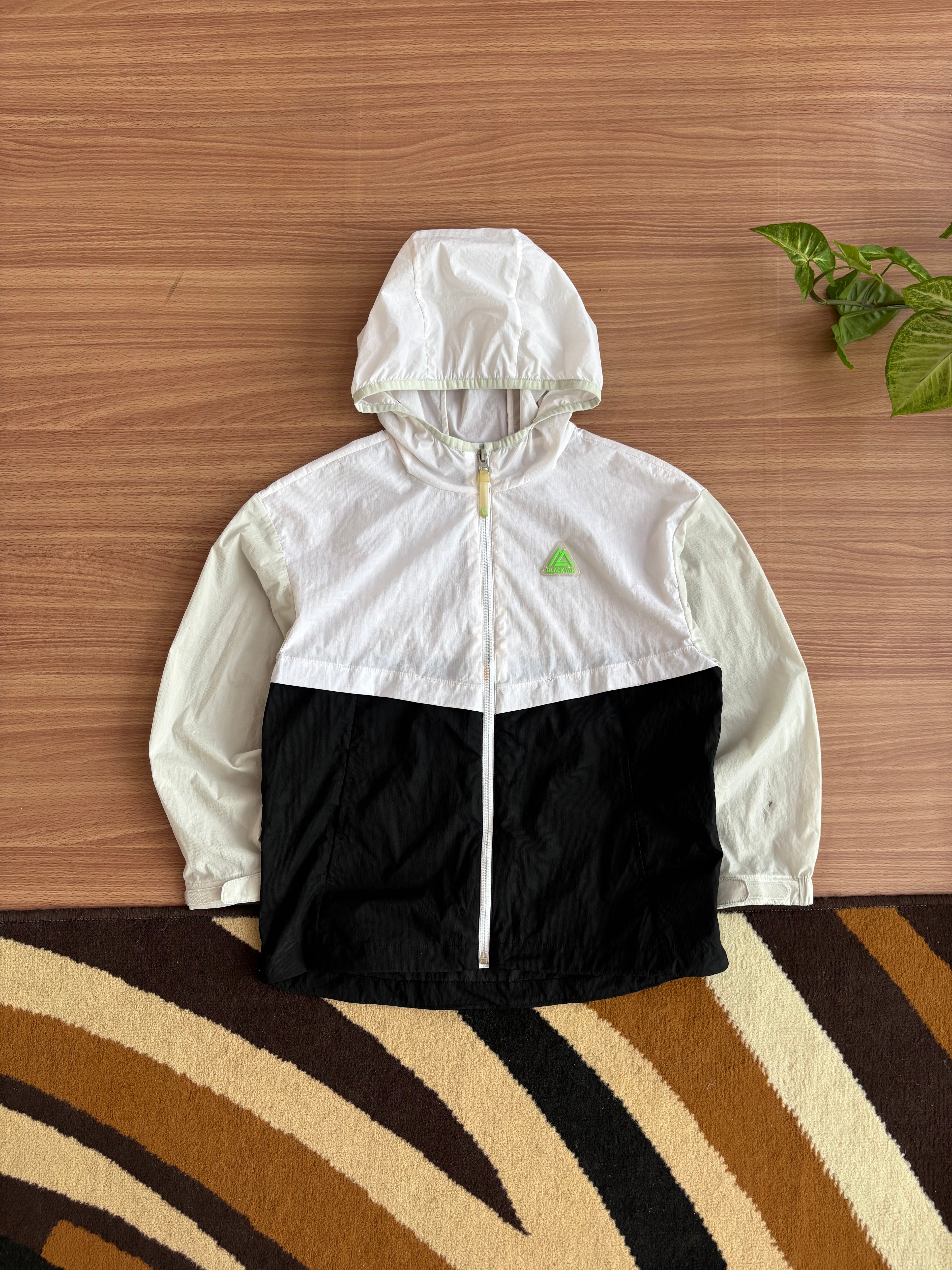 BlackYak Windbreaker/Sun Jacket (XS)