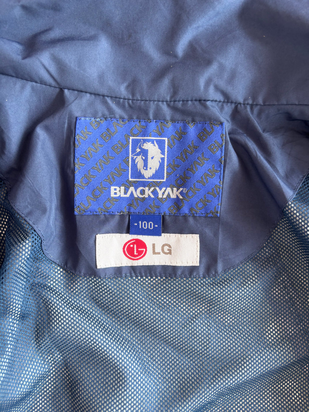 BlackYak shell (L)