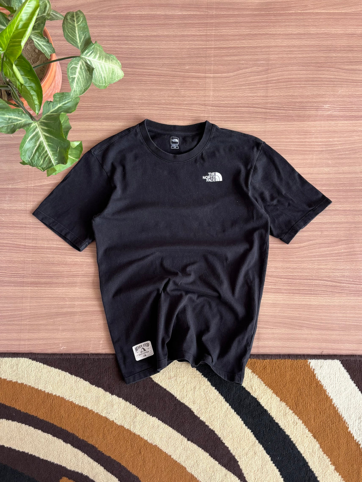 The North Face tee (S)