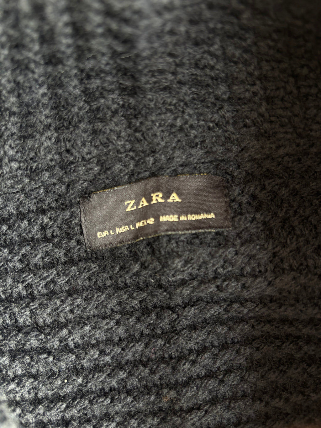 Zara knitwear (made in Romania) (M)