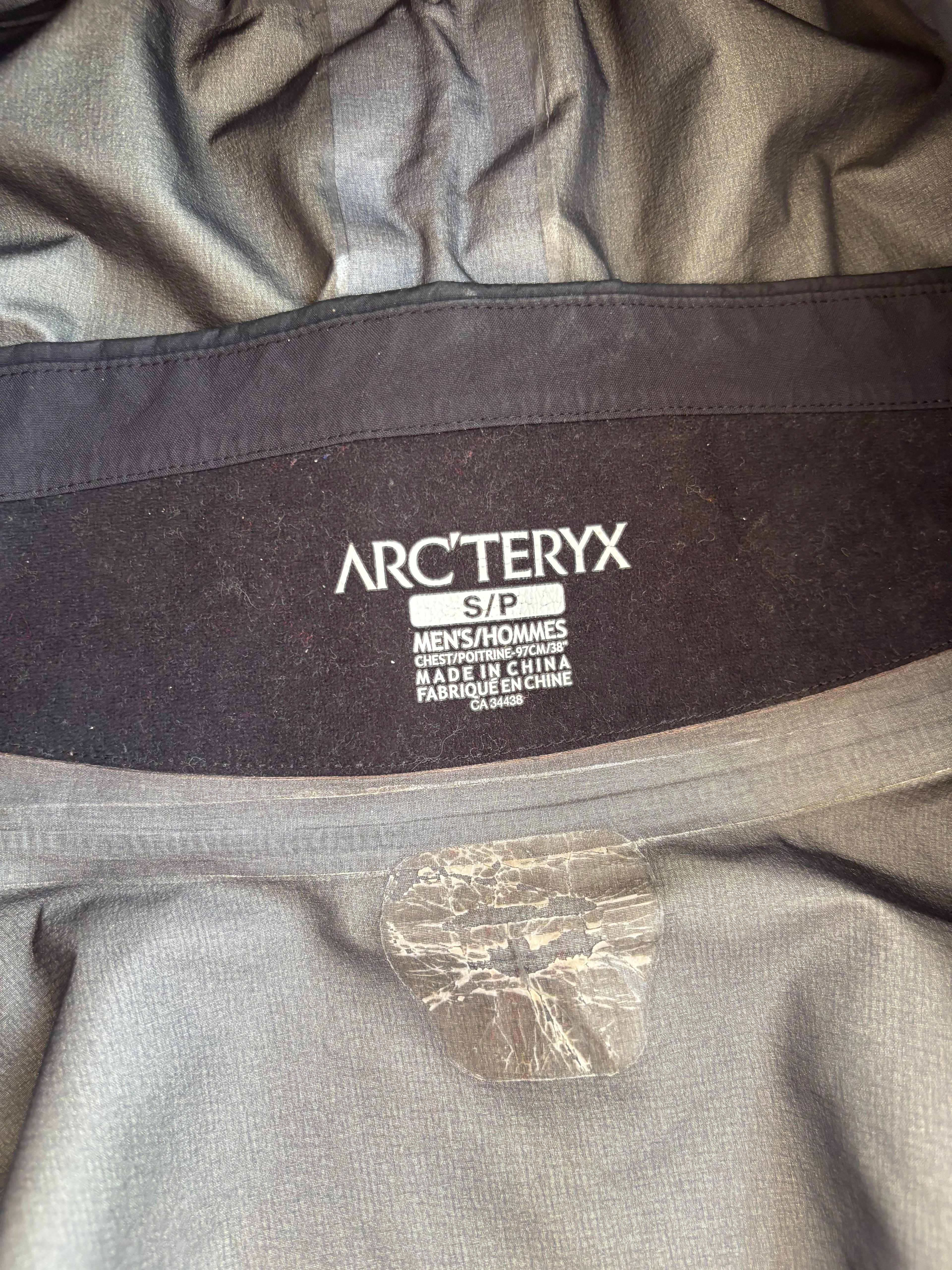 Arcteryx βAR GoreTex Shell