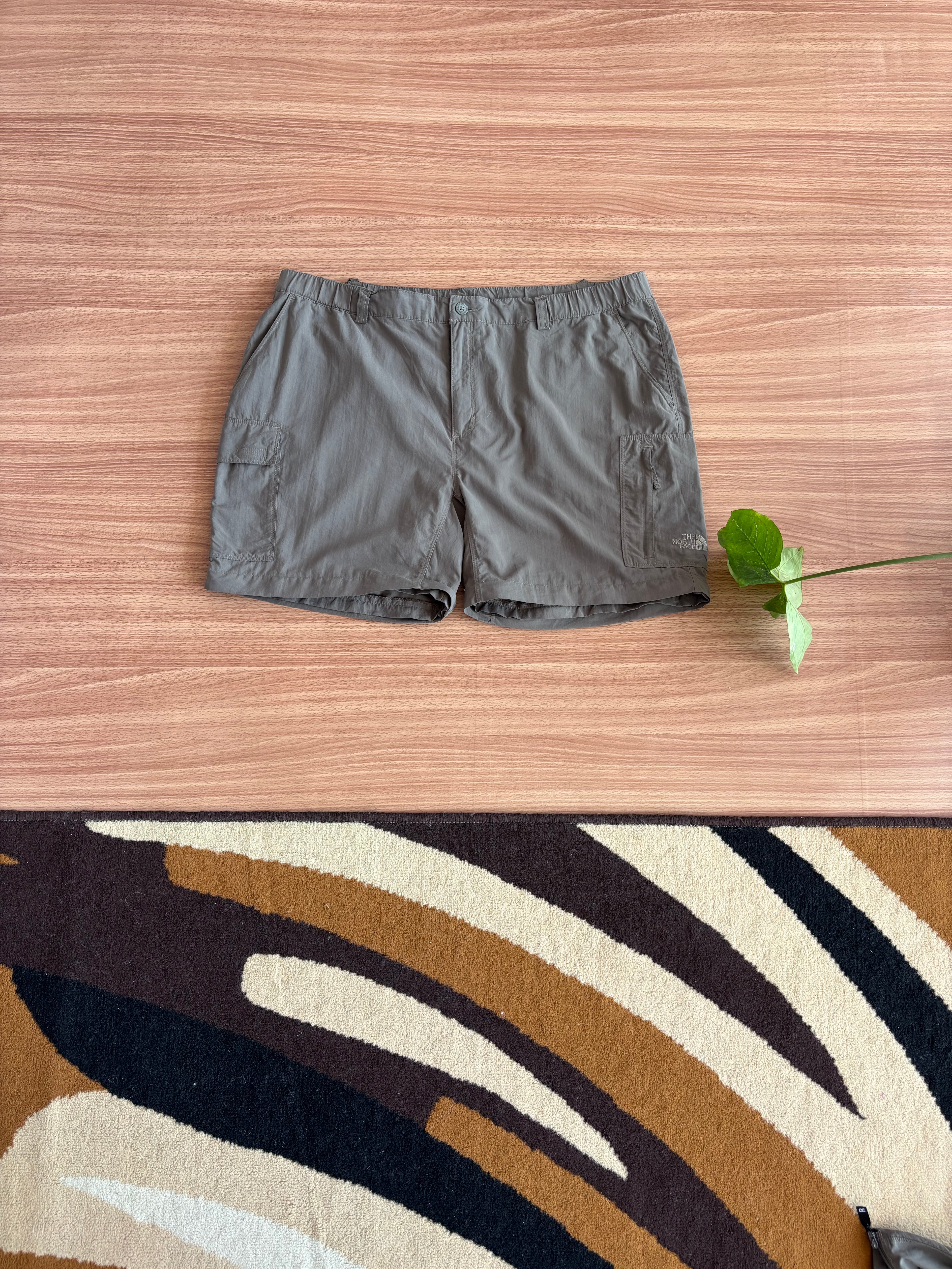 The North Face packable 3 way convertible LooseFit cargo