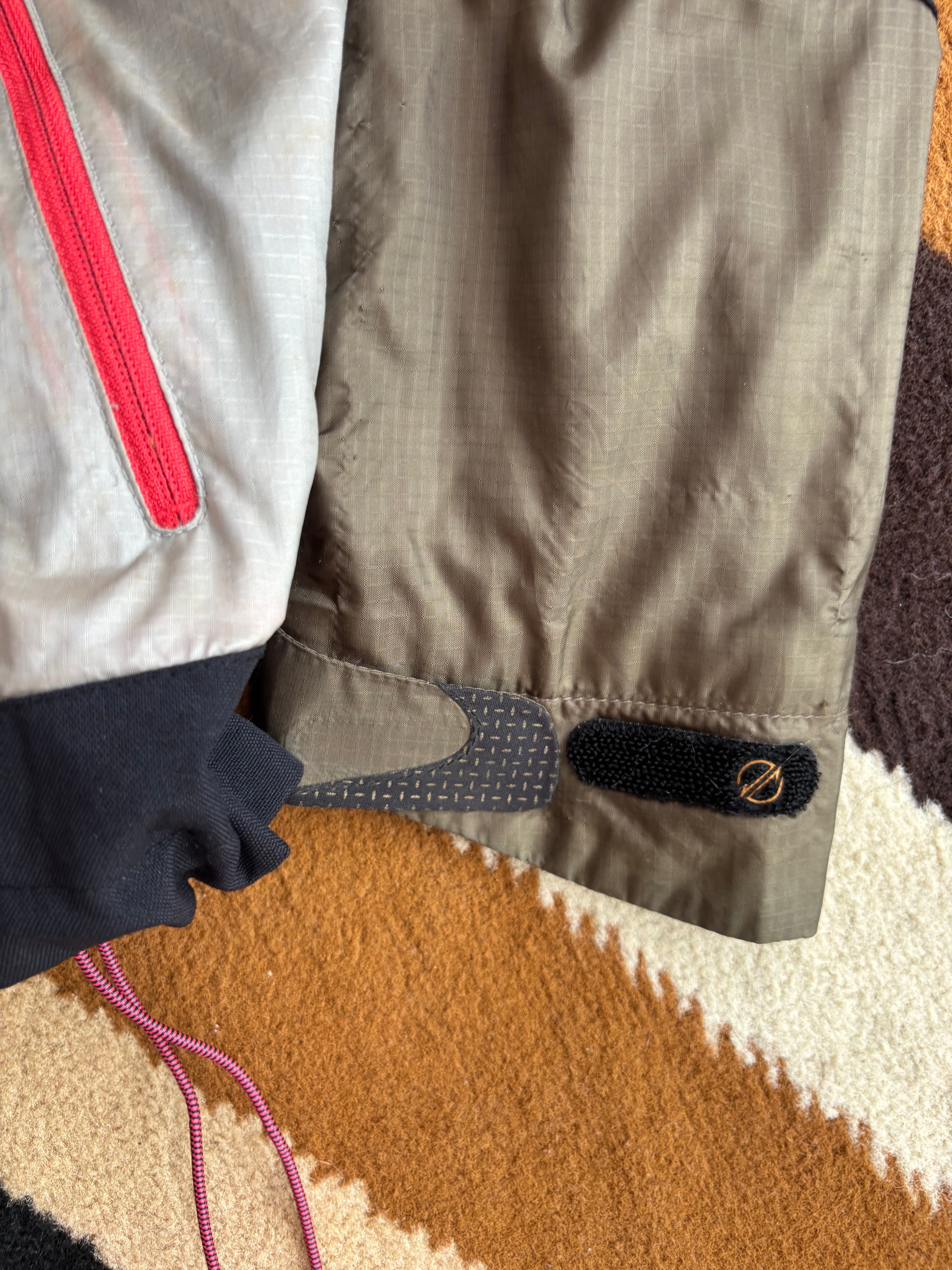 BlackYak Lightweight Shell Jacket (S)