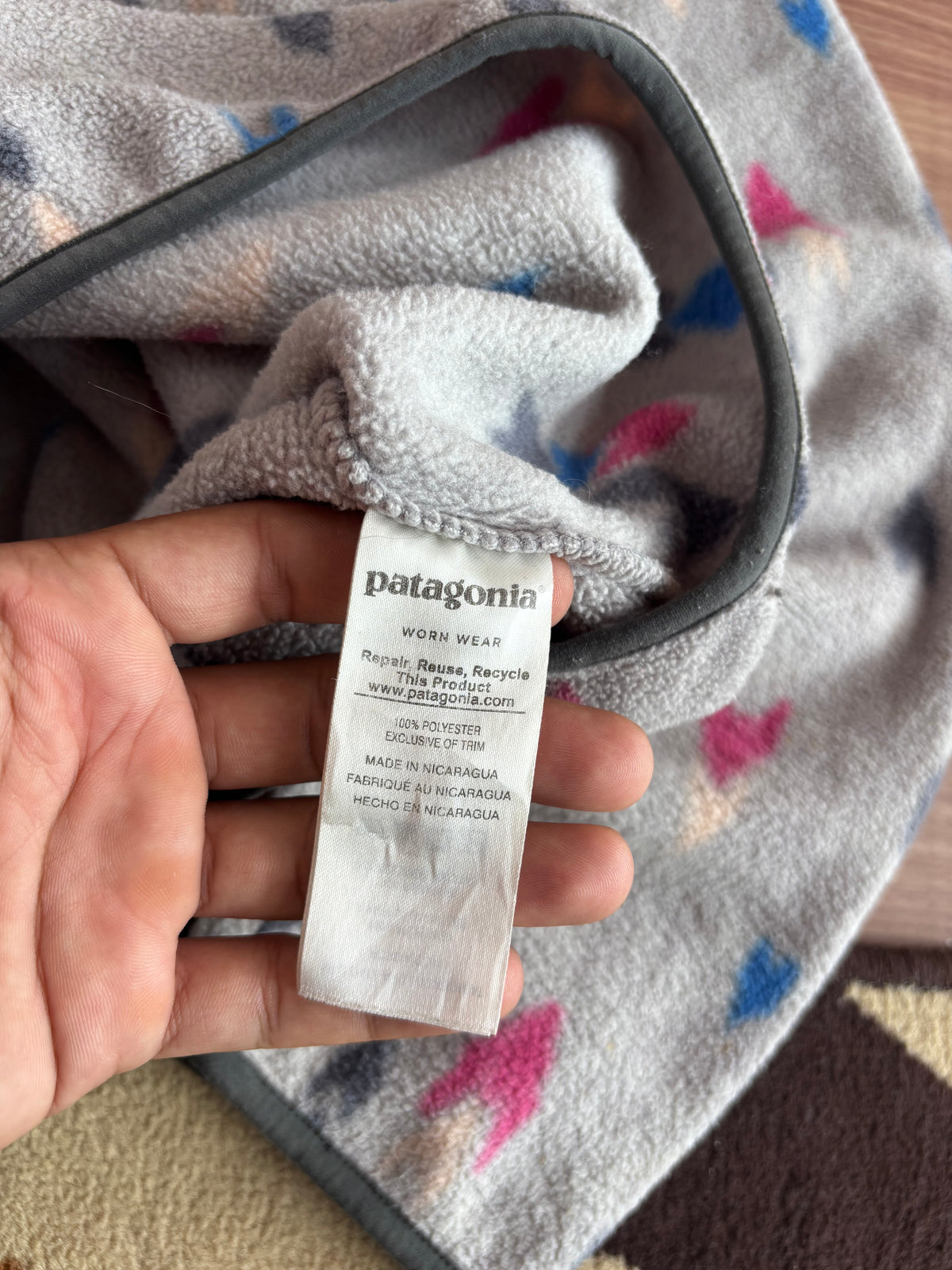 patagonia Grey Aztec Arrows synchilla fleece (S)