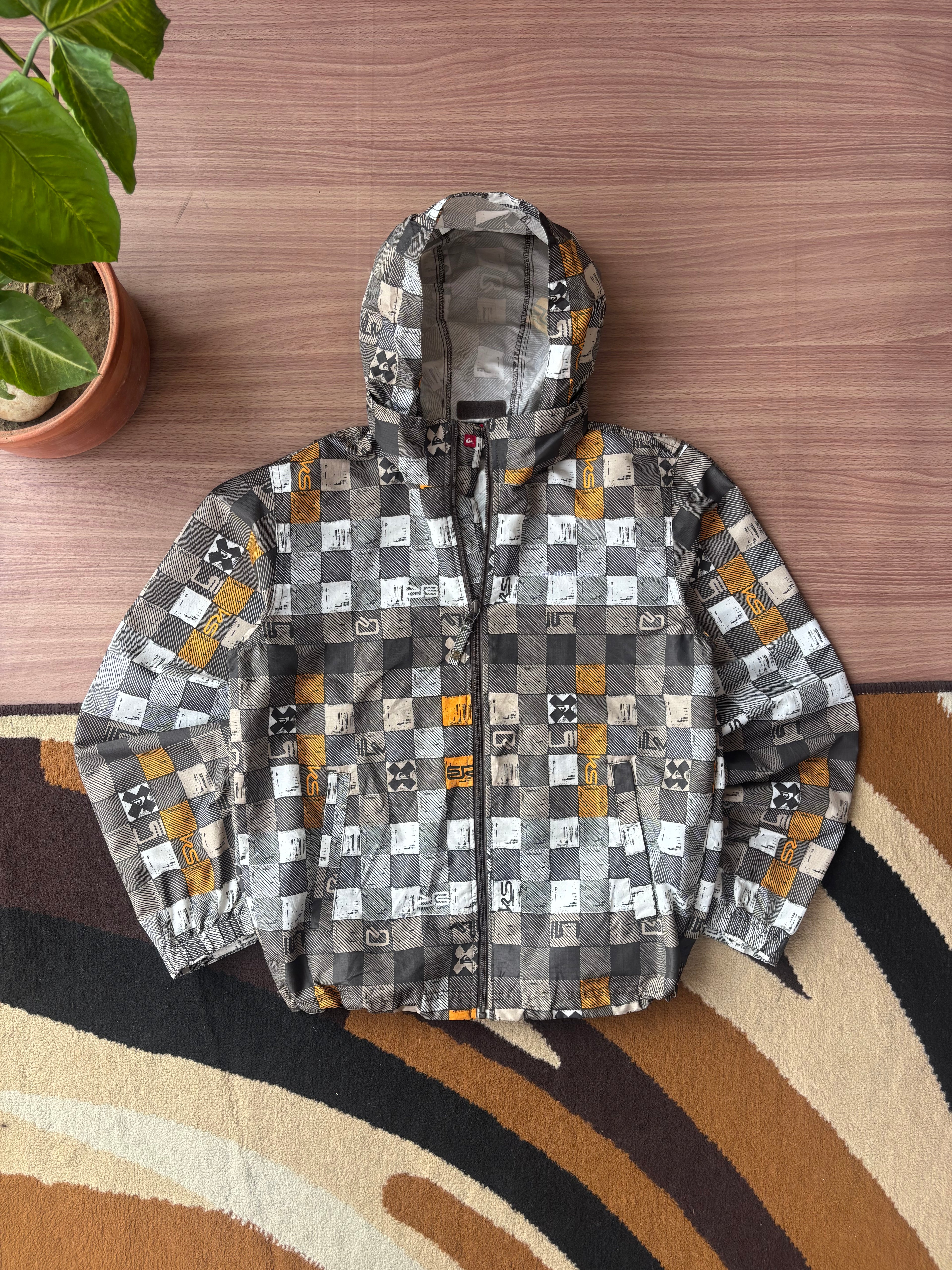 Quiksilver shell jacket (S)