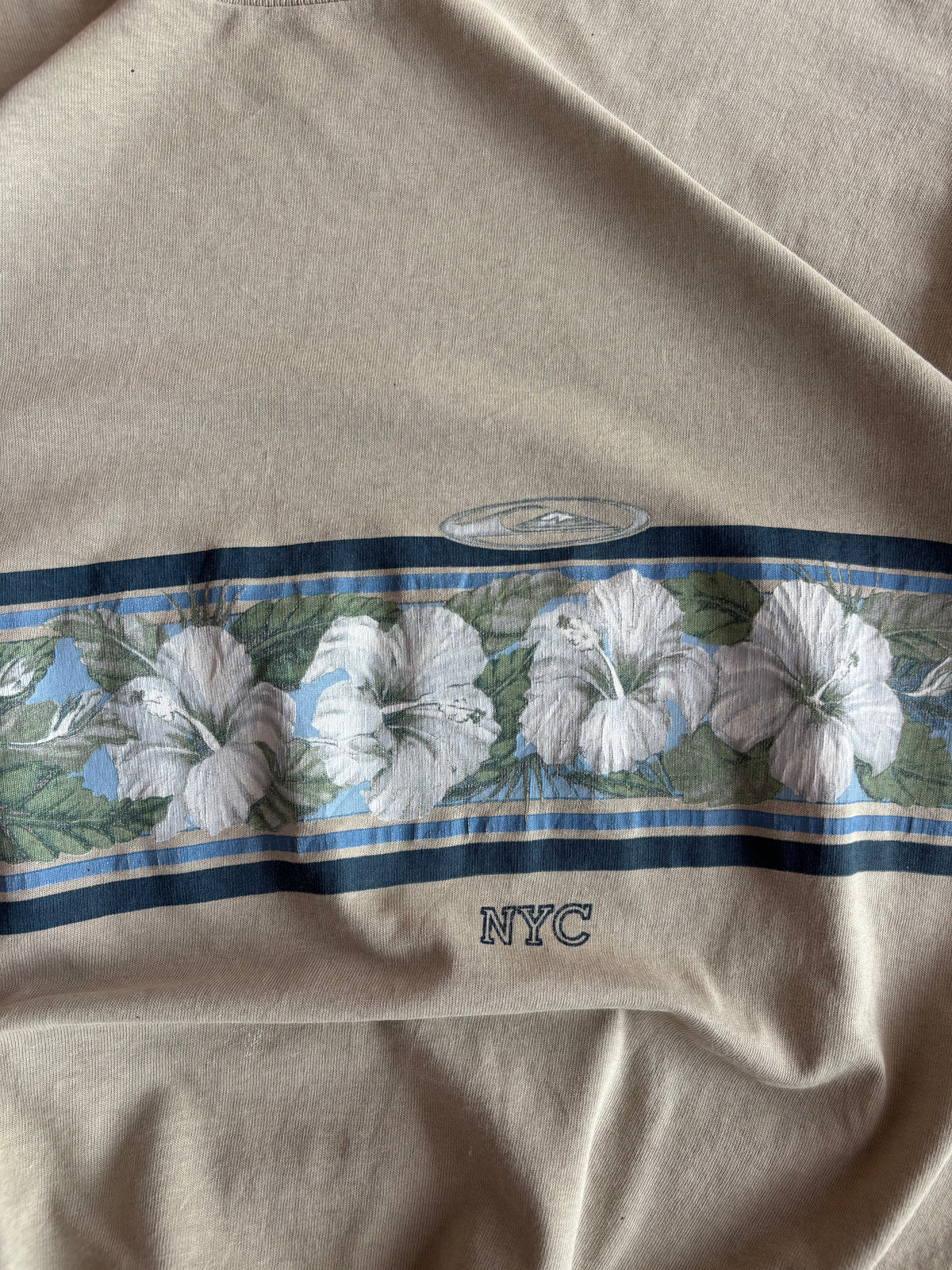 Vintage Quiksilver Grail tee (S-M)