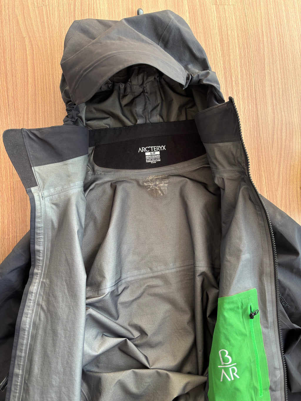 Arcteryx βAR GoreTex Shell
