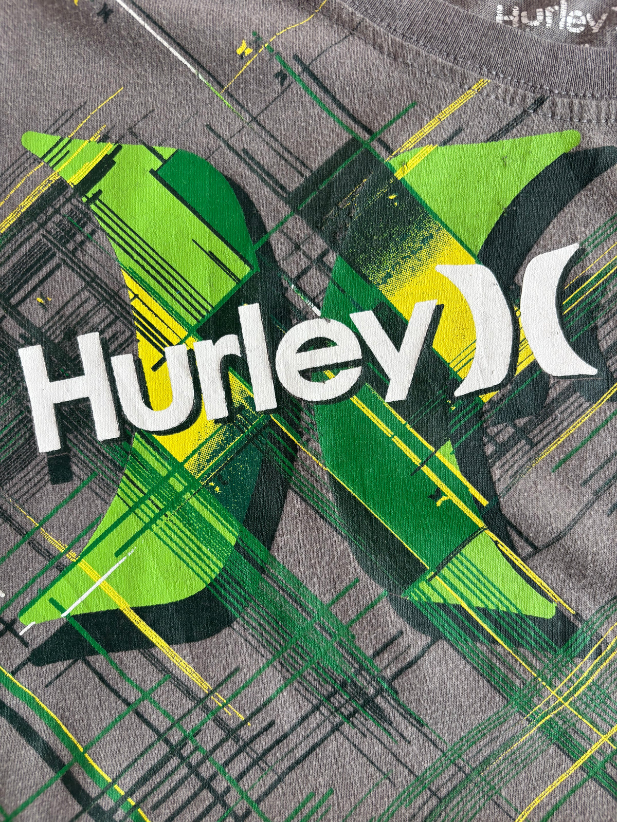 Hurley graphic tee (S)