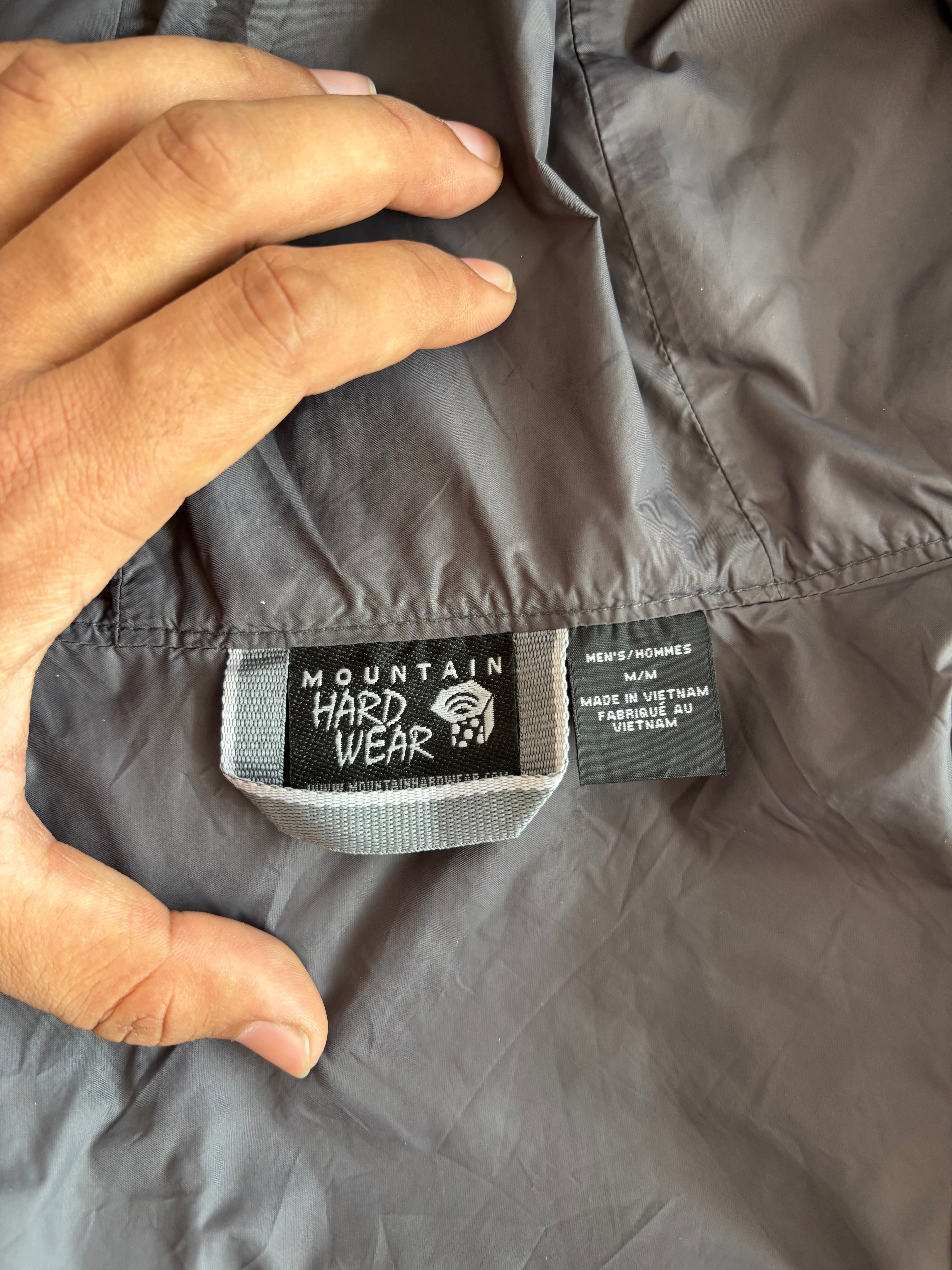 Mountain Hardwear Shell