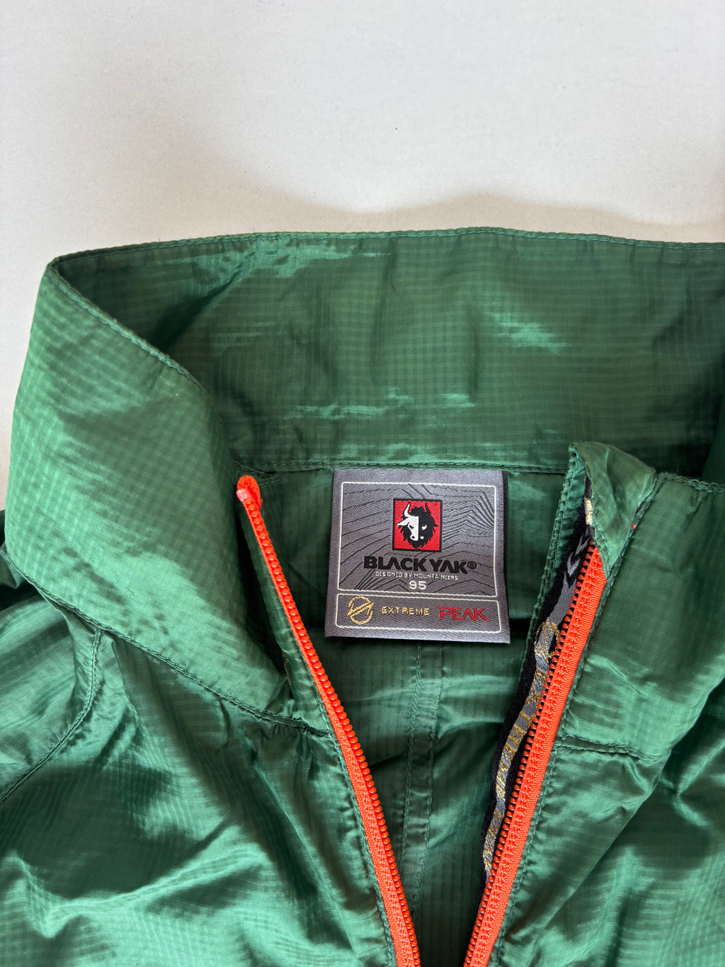 Blackyak extreme peak (M)
