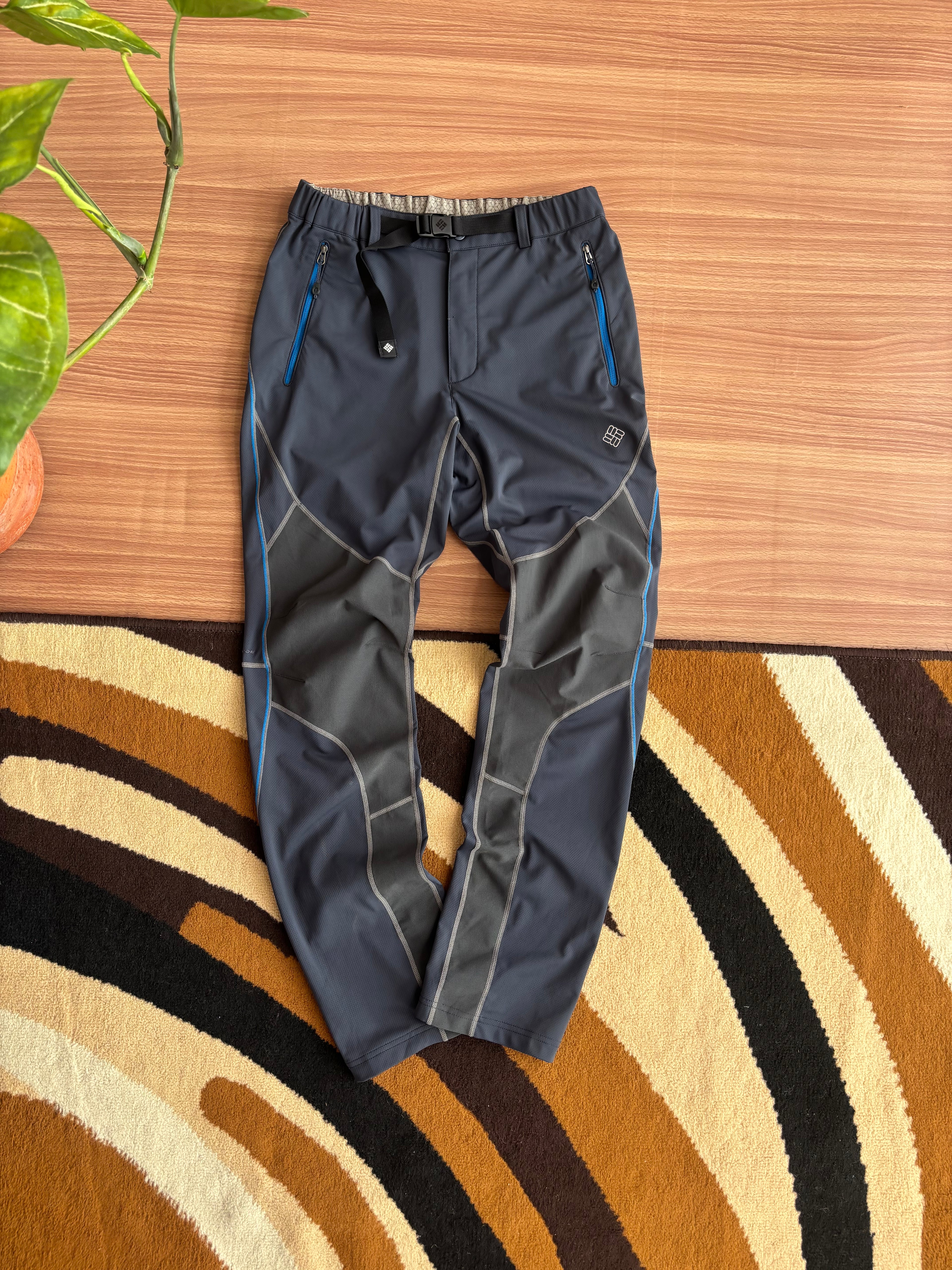 Columbia Omnisheild shell pants