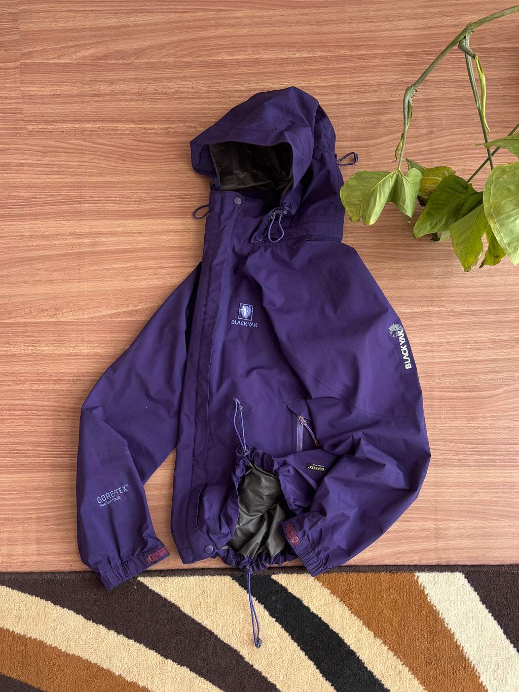 BlackYak Goretex Packlite 3L shell