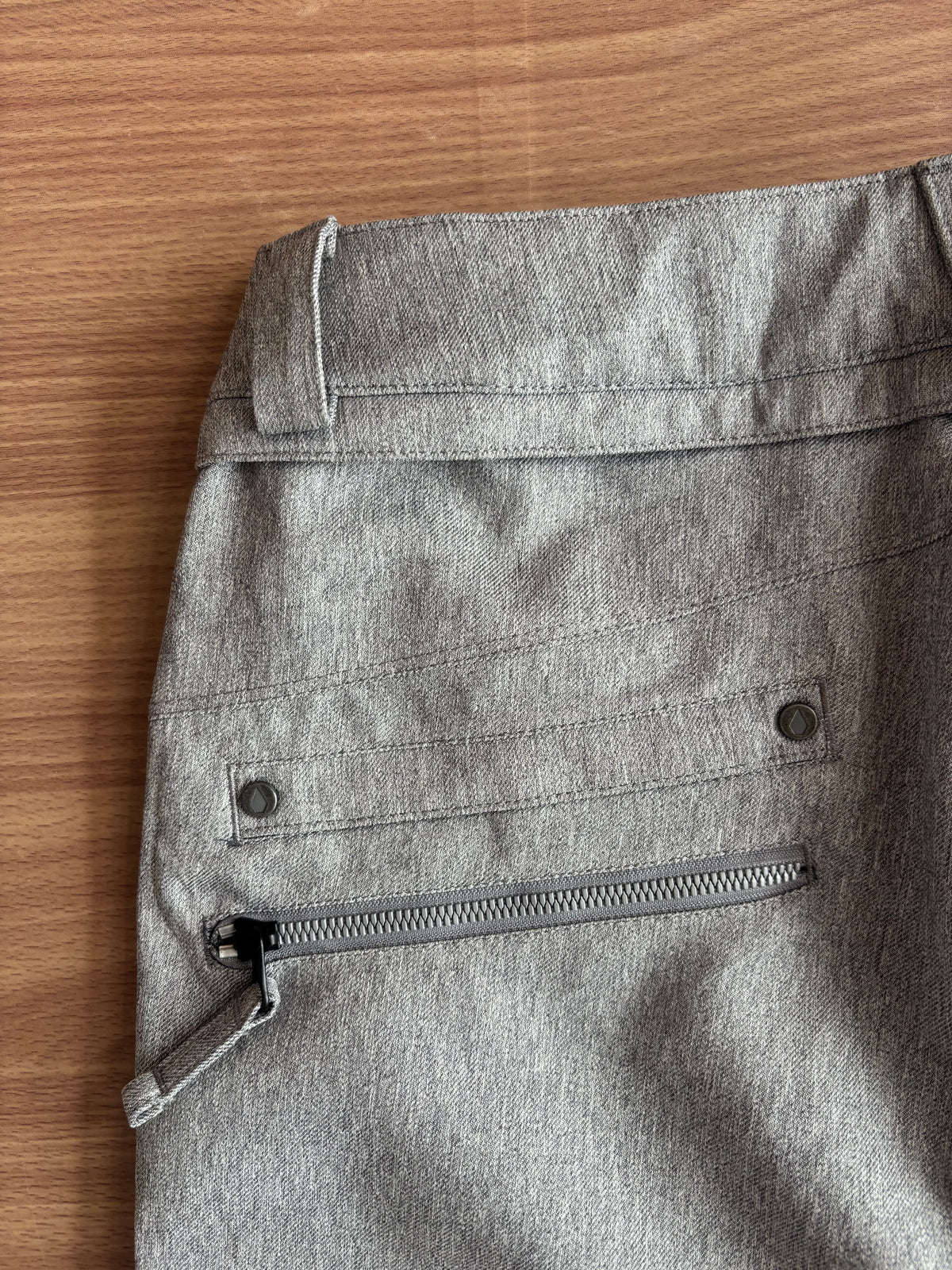 Volcom ski pants (30)