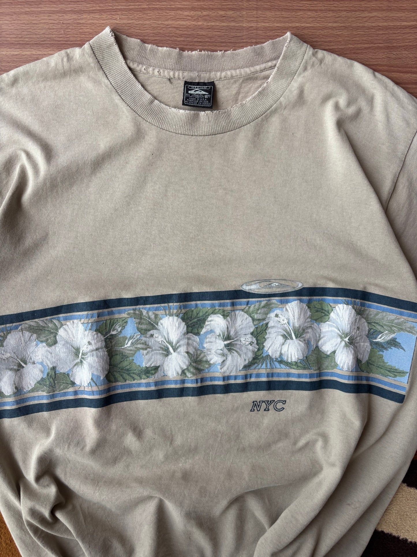 Vintage Quiksilver single stitch cropped tee