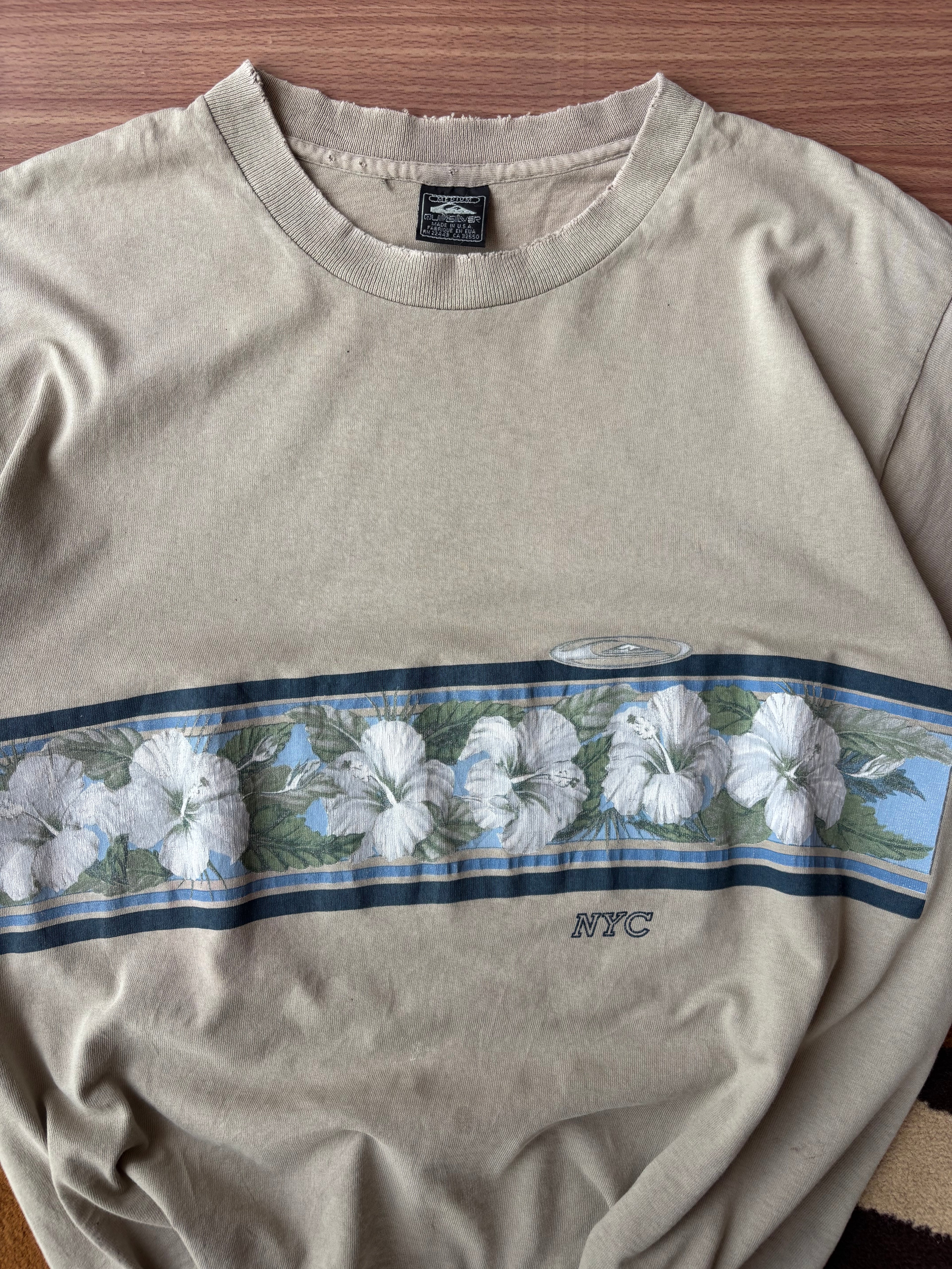 Vintage Quiksilver single stitch cropped tee