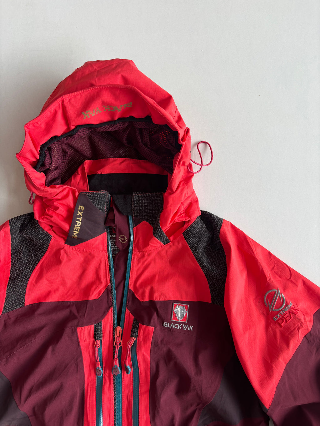 BlackYak extreme peak shell (S)