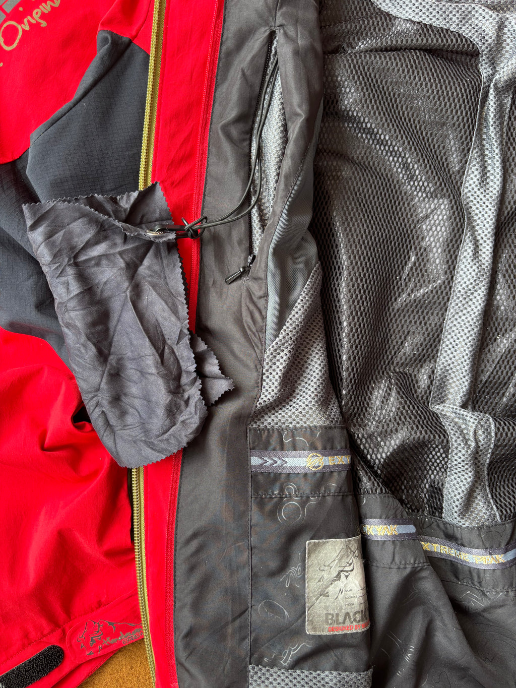 BlackYak extreme peak Goretex shell (L)