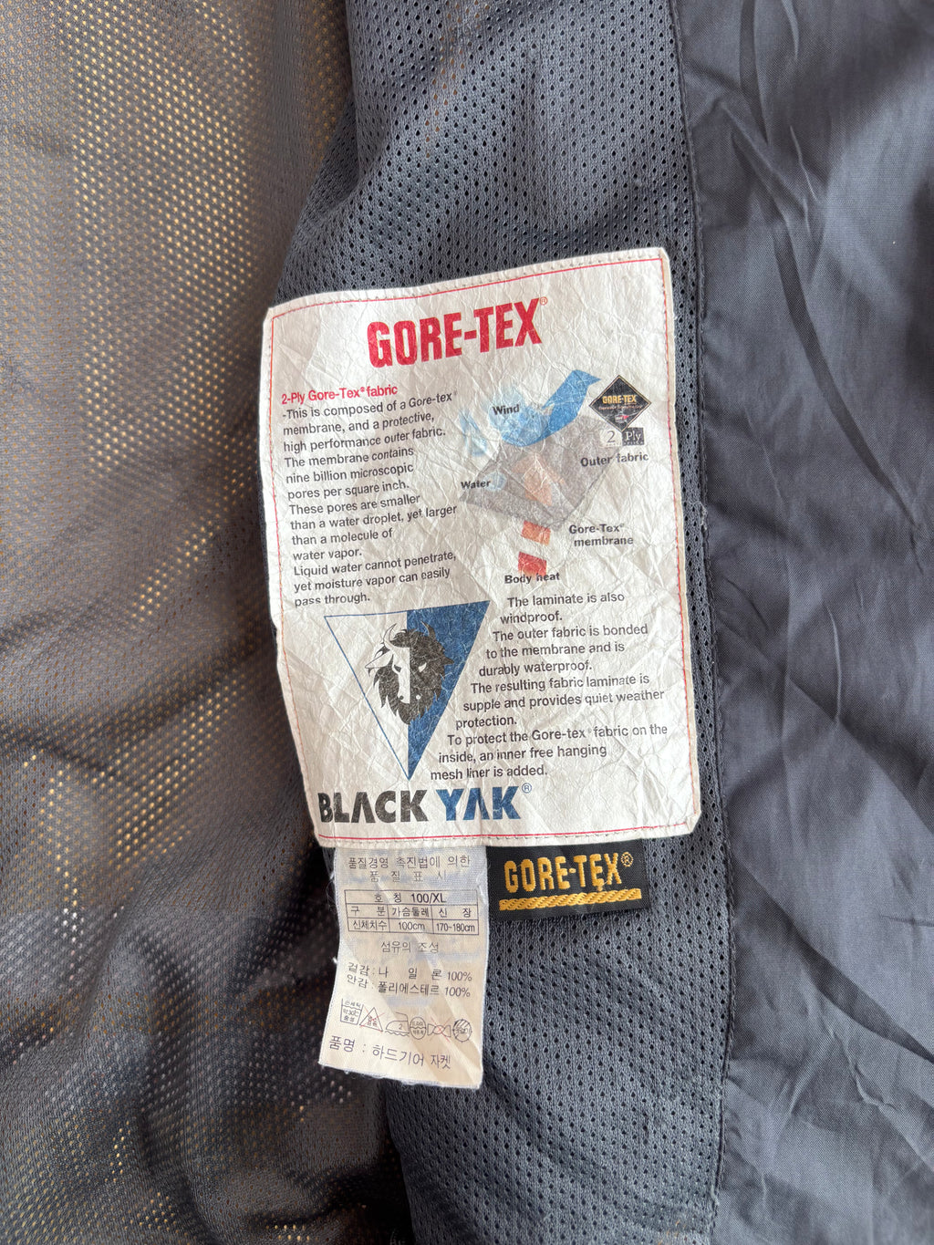 BlackYak Gore-Tex Shell Jacket (L)