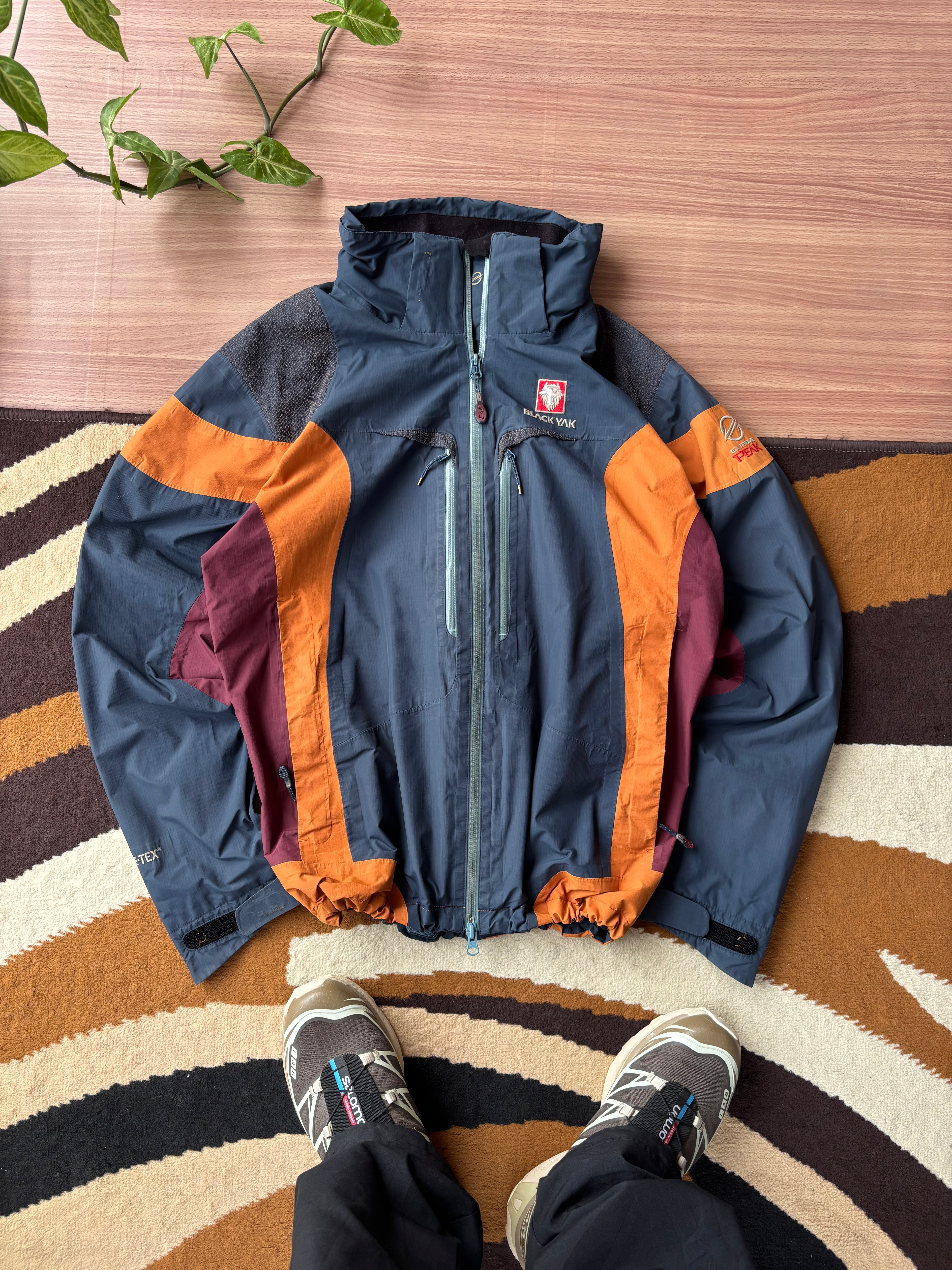 BlackYak Extreme peak Goretex Shell (L)