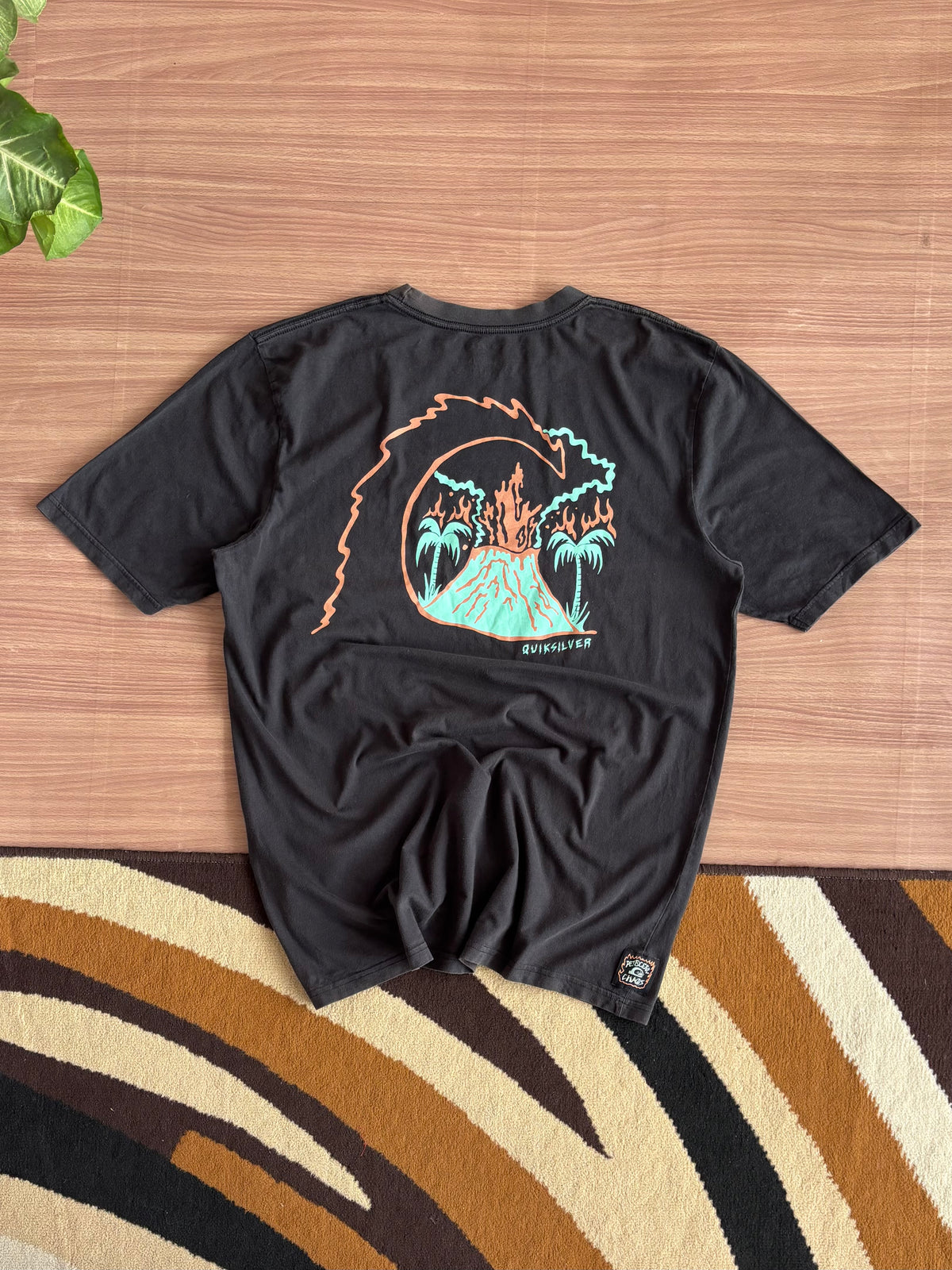 Quiksilver peaceful chaos tee (XL)