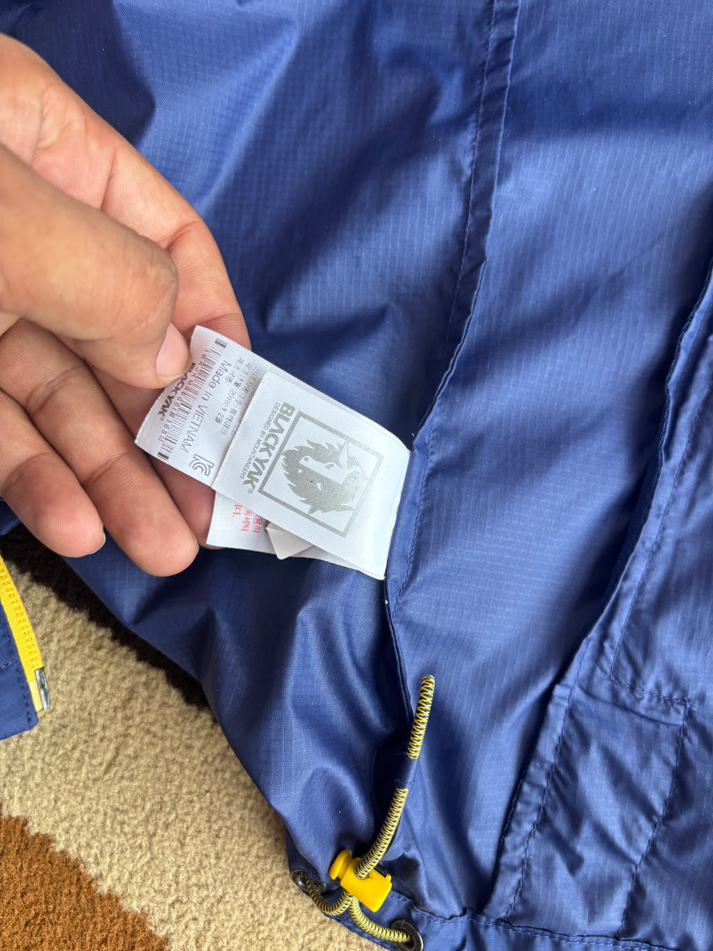Black Yak Ultralight shell (XS)